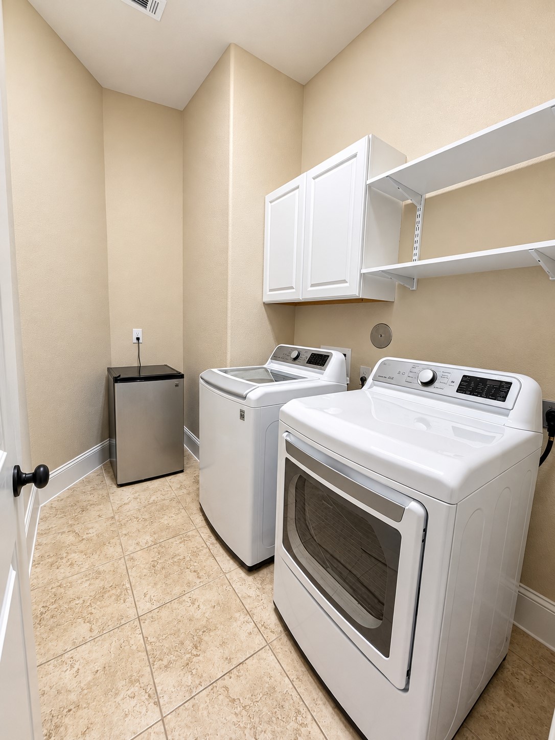 10322 Hatcher Drive Property Photo 32