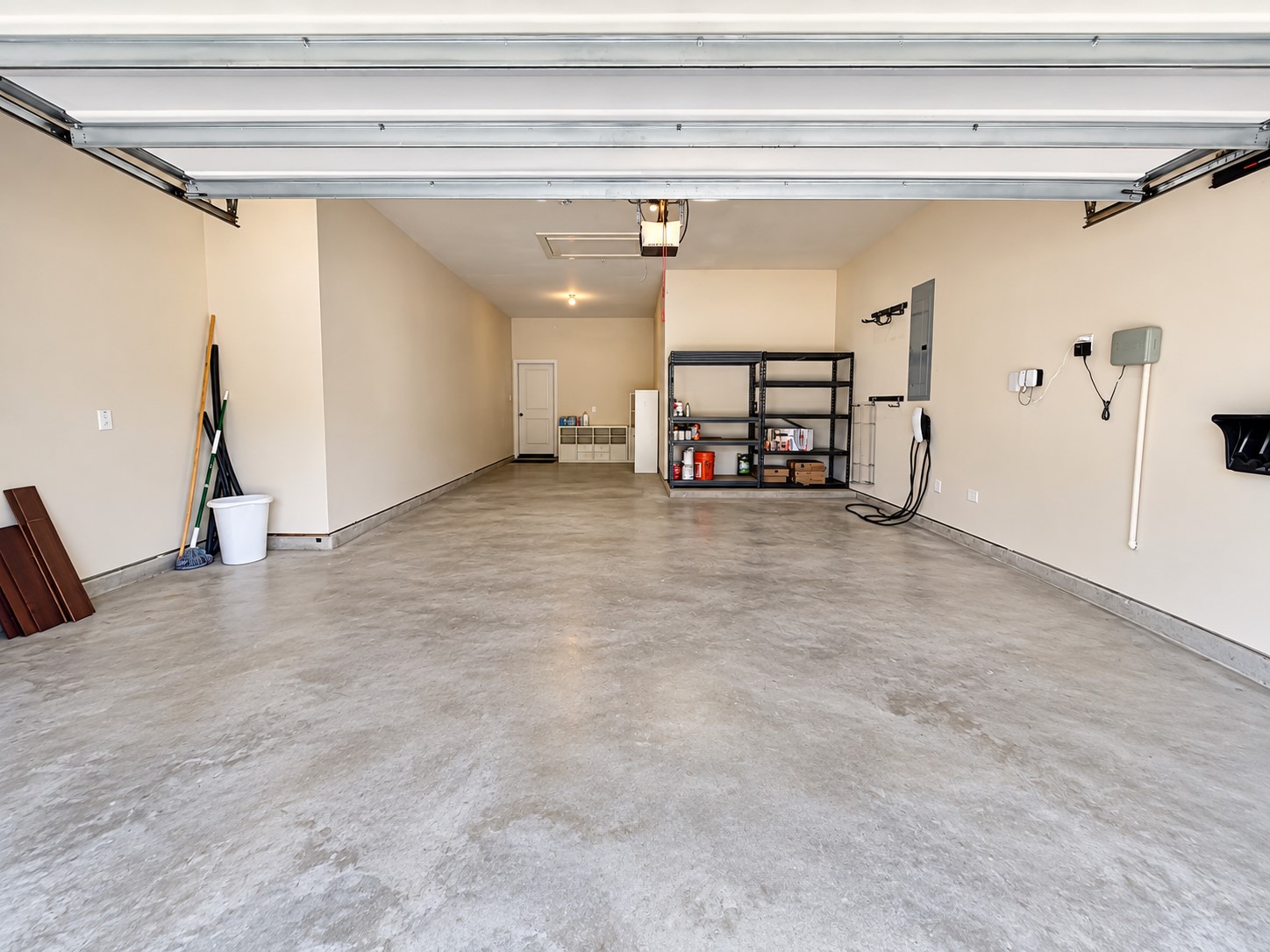 10322 Hatcher Drive Property Photo 39