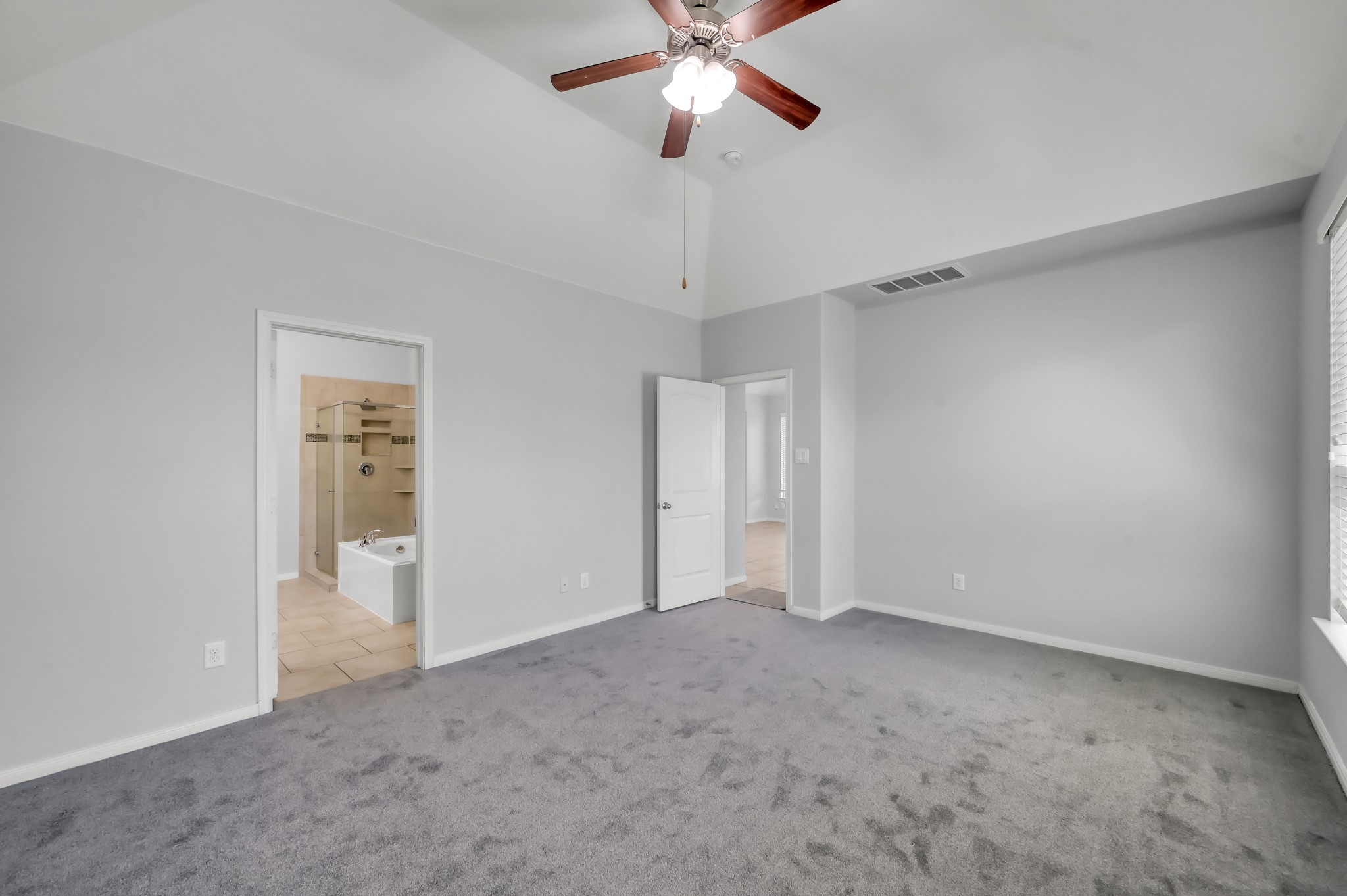 5615 Glenfield Spring Lane Property Photo 28