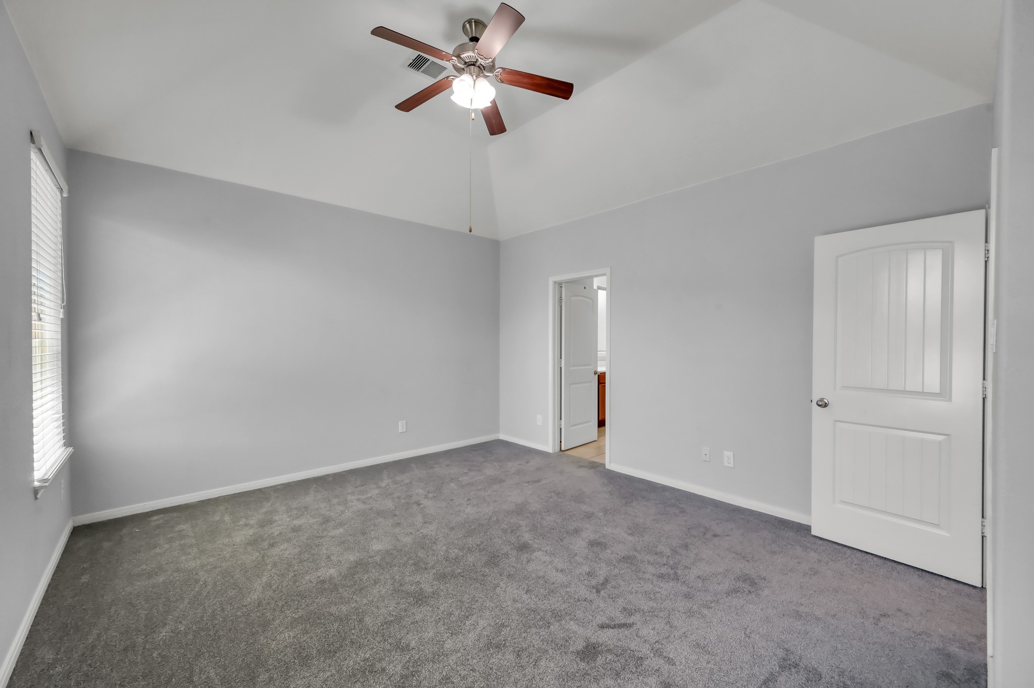 5615 Glenfield Spring Lane Property Photo 34
