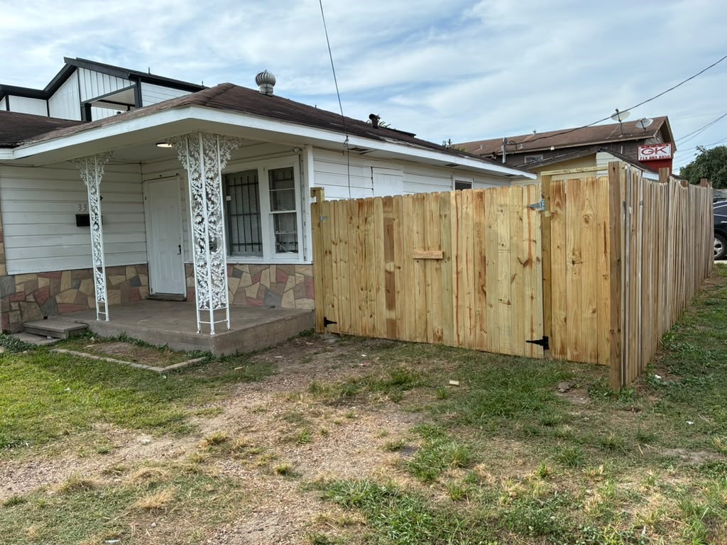 335 Delaware Street Property Photo 4