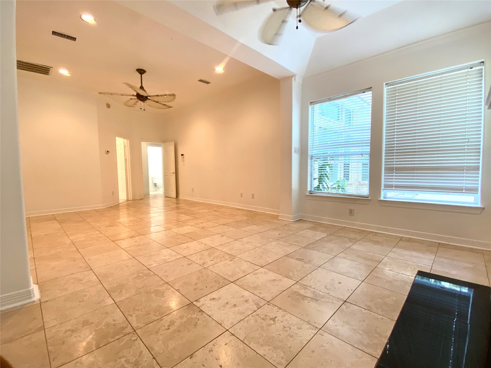 37518 Edgewater Drive Property Photo 13