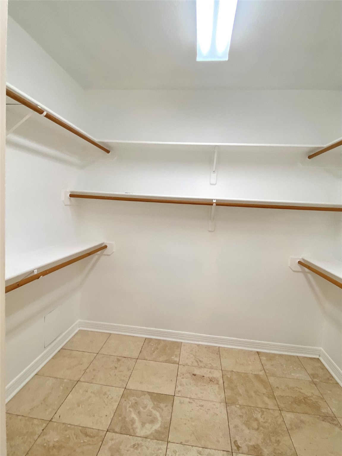 37518 Edgewater Drive Property Photo 17