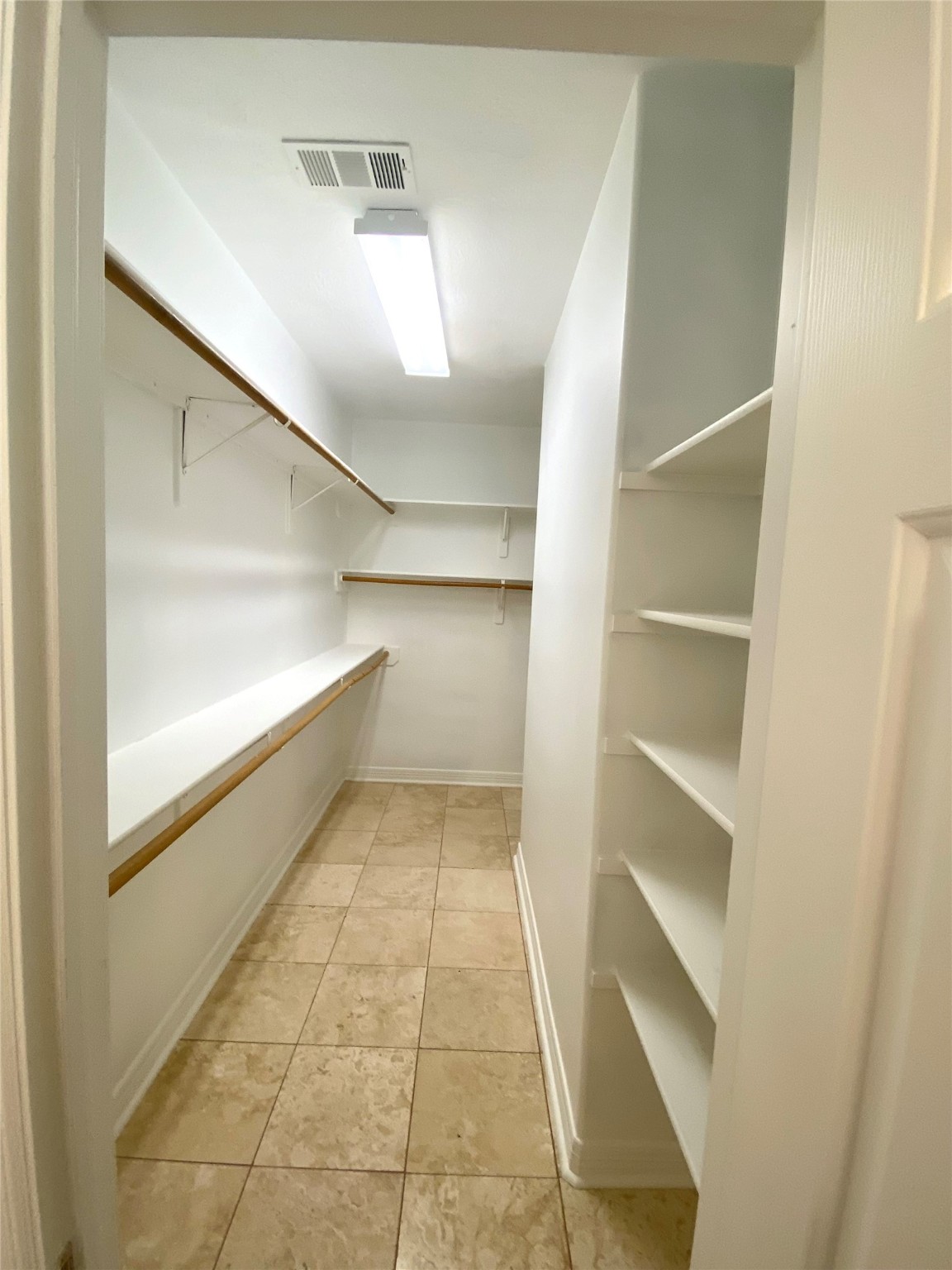 37518 Edgewater Drive Property Photo 19