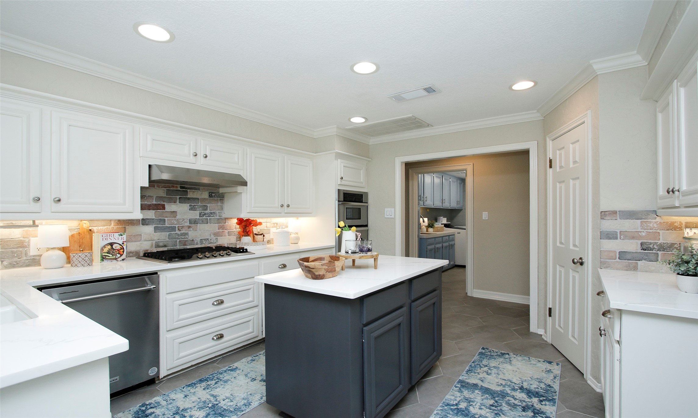 16123 Rudgewick Lane Property Photo 16