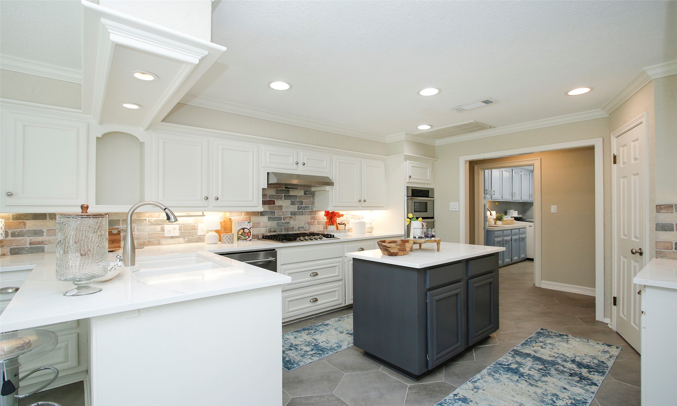 16123 Rudgewick Lane Property Photo 17