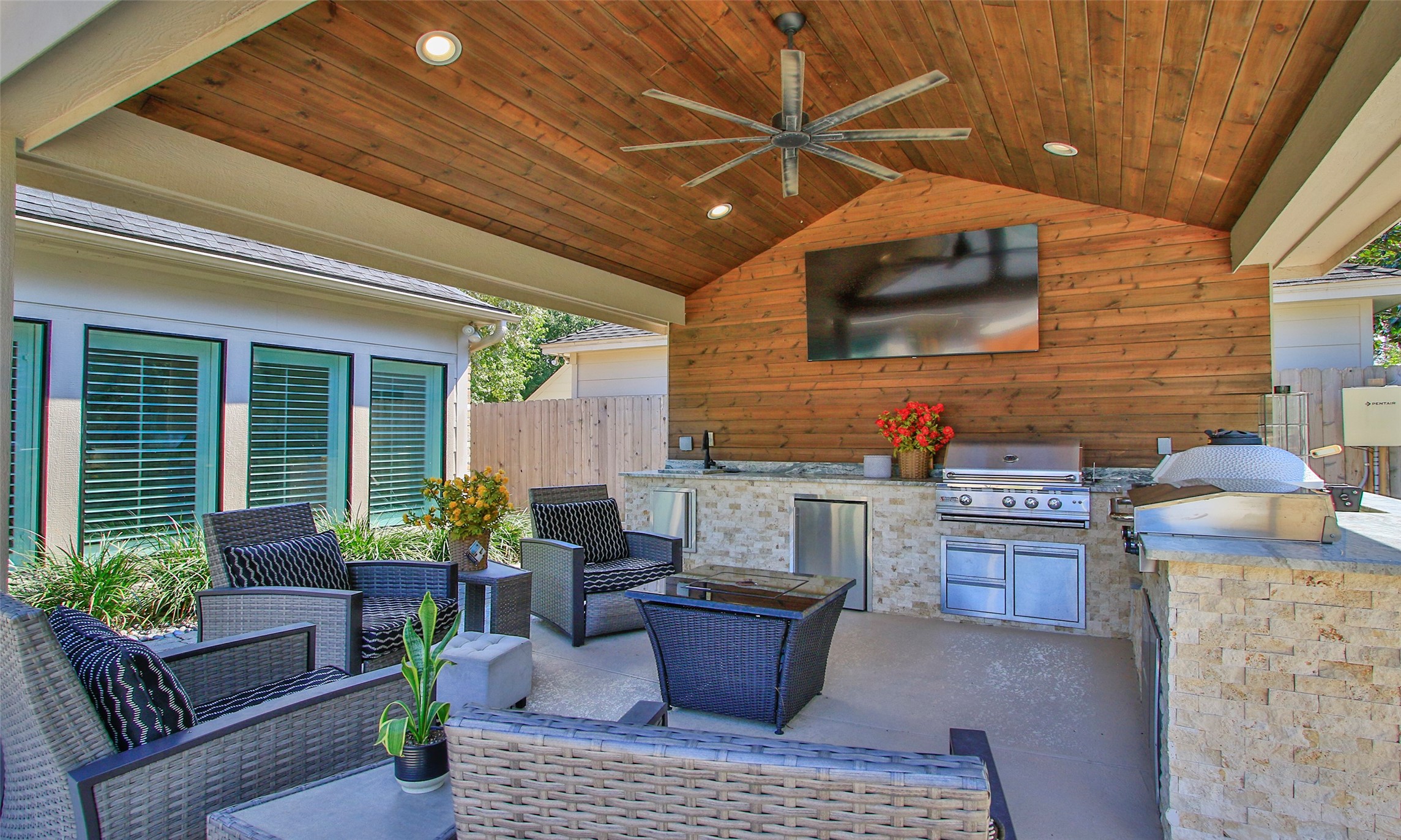 16123 Rudgewick Lane Property Photo 42