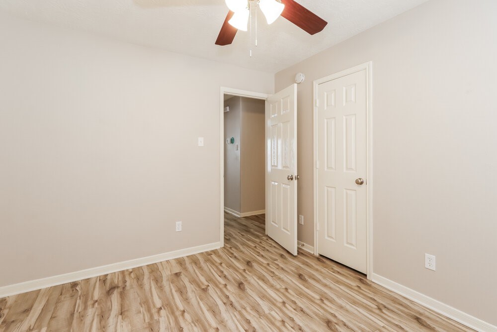 11002 Northam Drive Property Photo 13