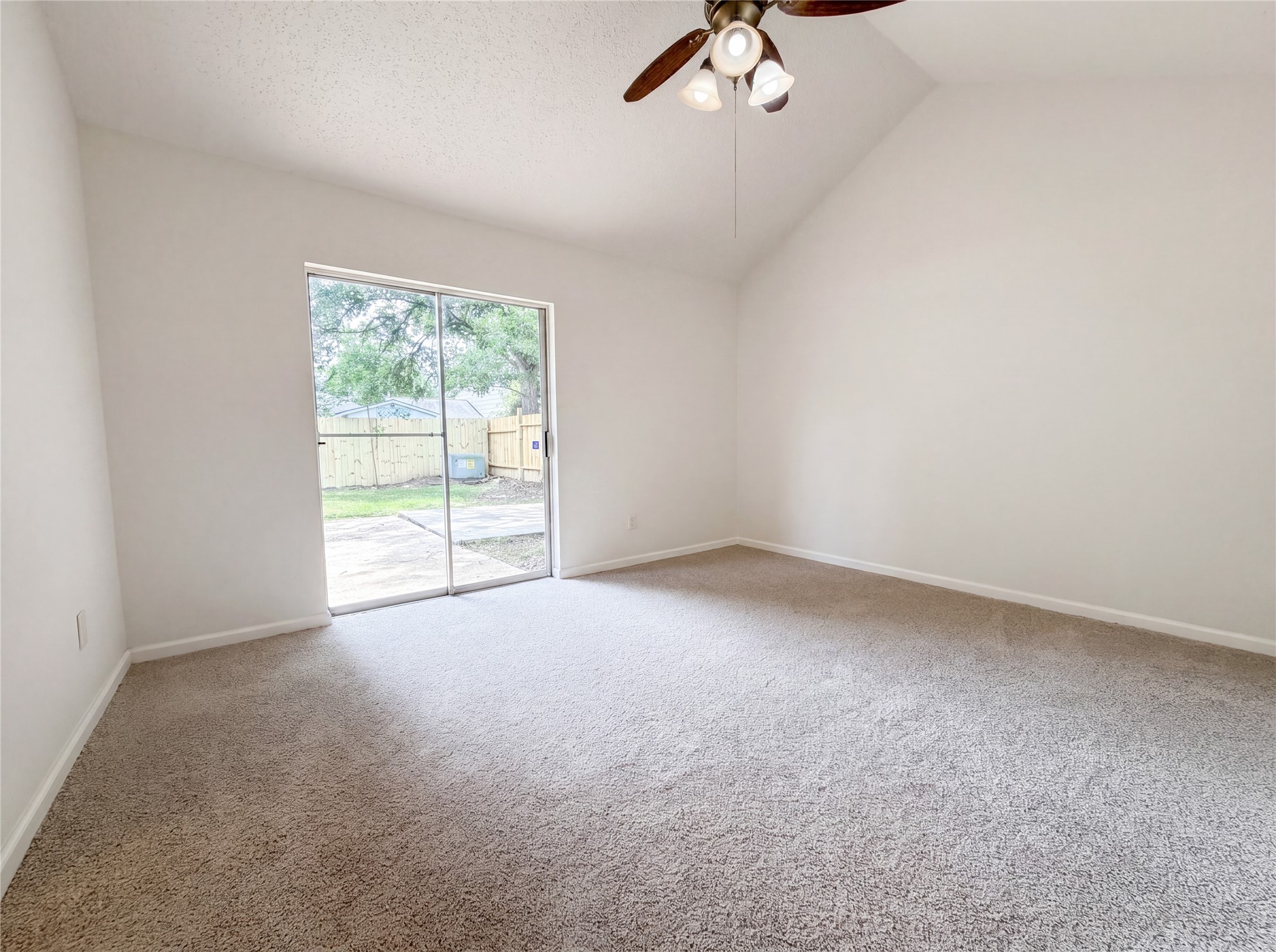21403 Park Bishop Drive Property Photo 13