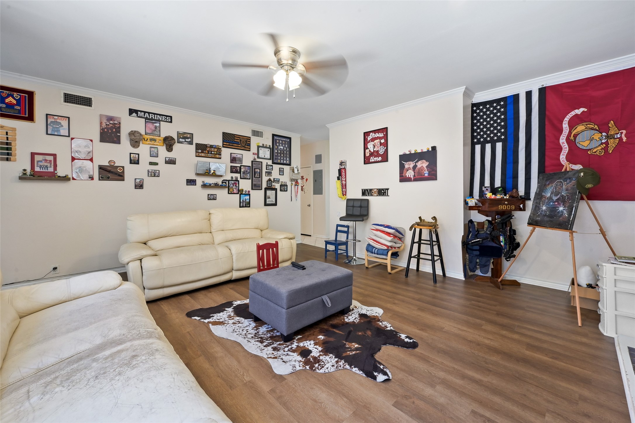 268 Litchfield Lane Property Photo 4
