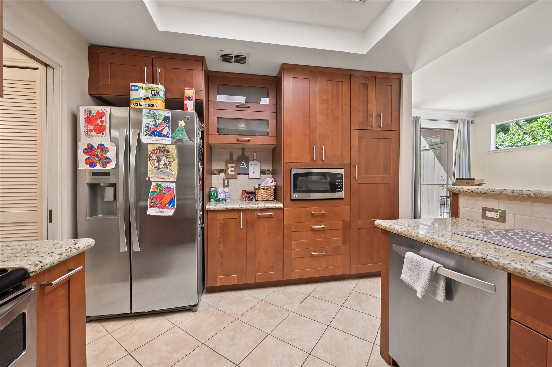 268 Litchfield Lane Property Photo 8