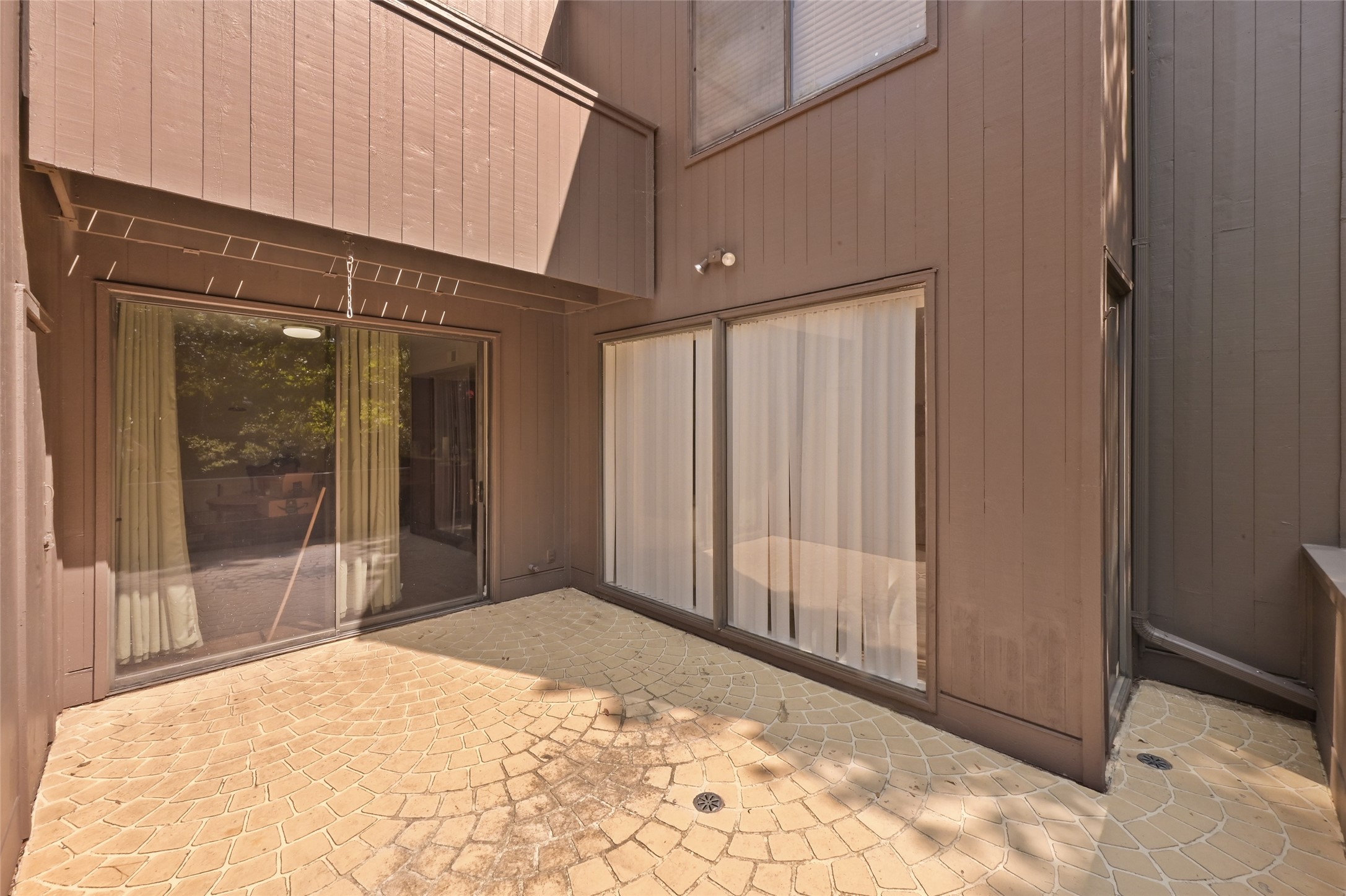 268 Litchfield Lane Property Photo 23