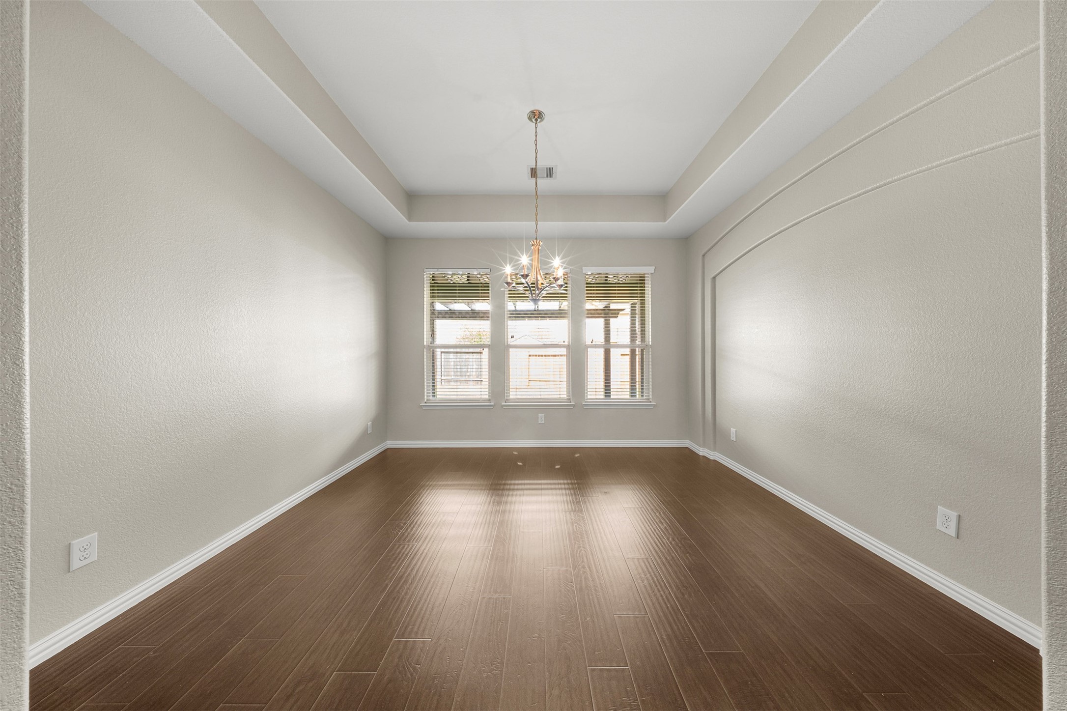 15314 Hazen Point Drive Property Photo 12