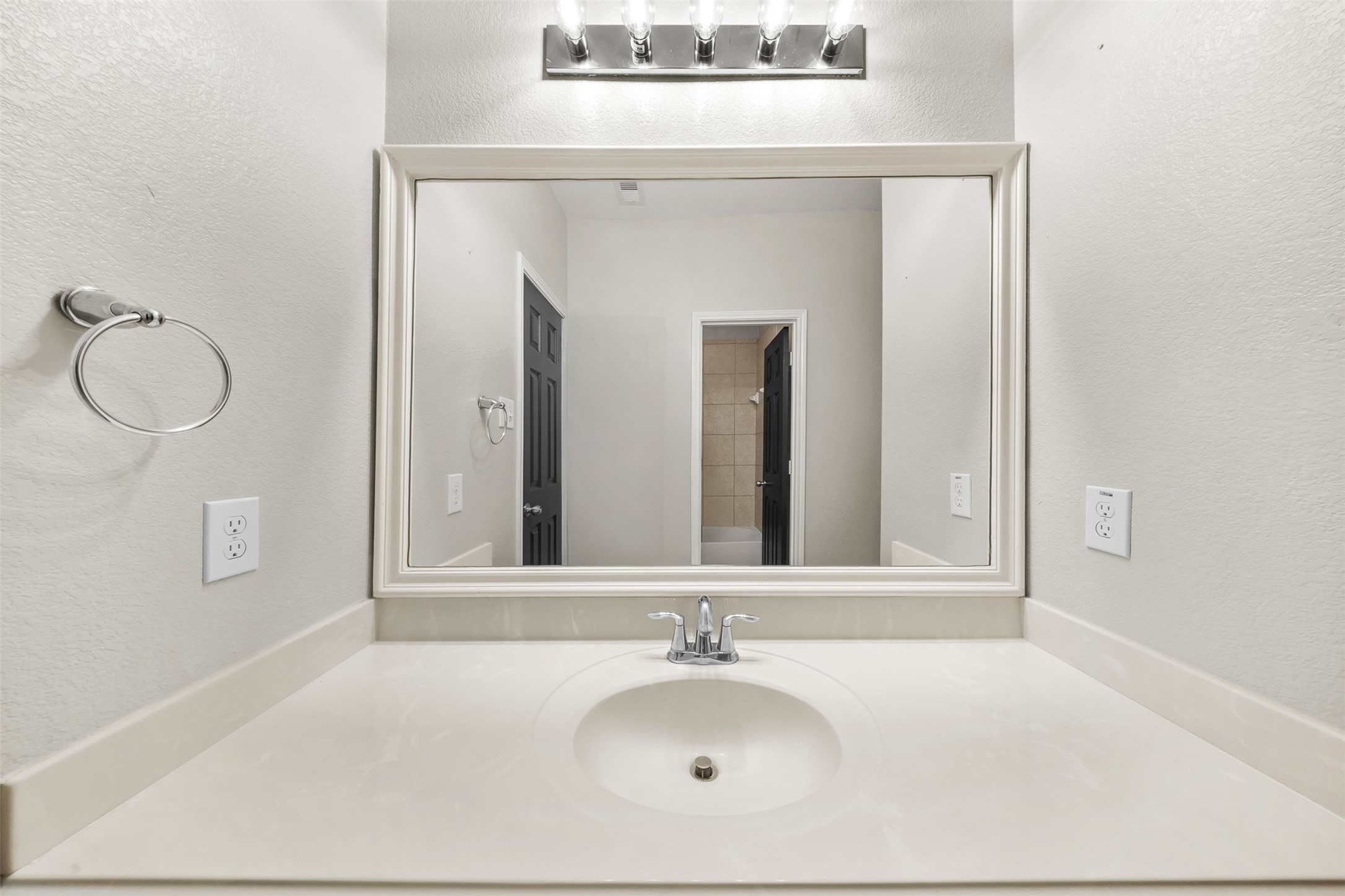 15314 Hazen Point Drive Property Photo 29
