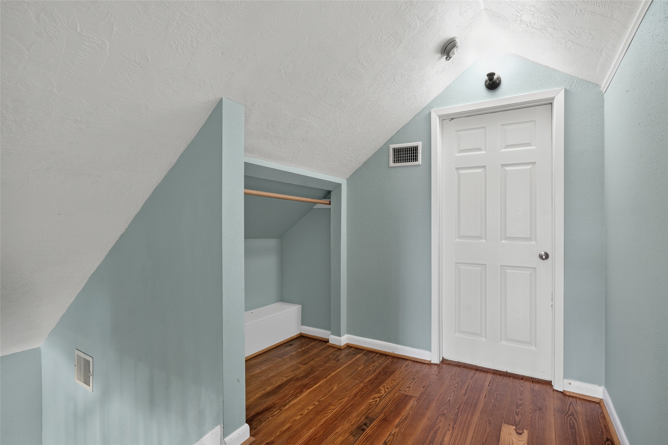 2115 Avenue O 1/2 Property Photo 29
