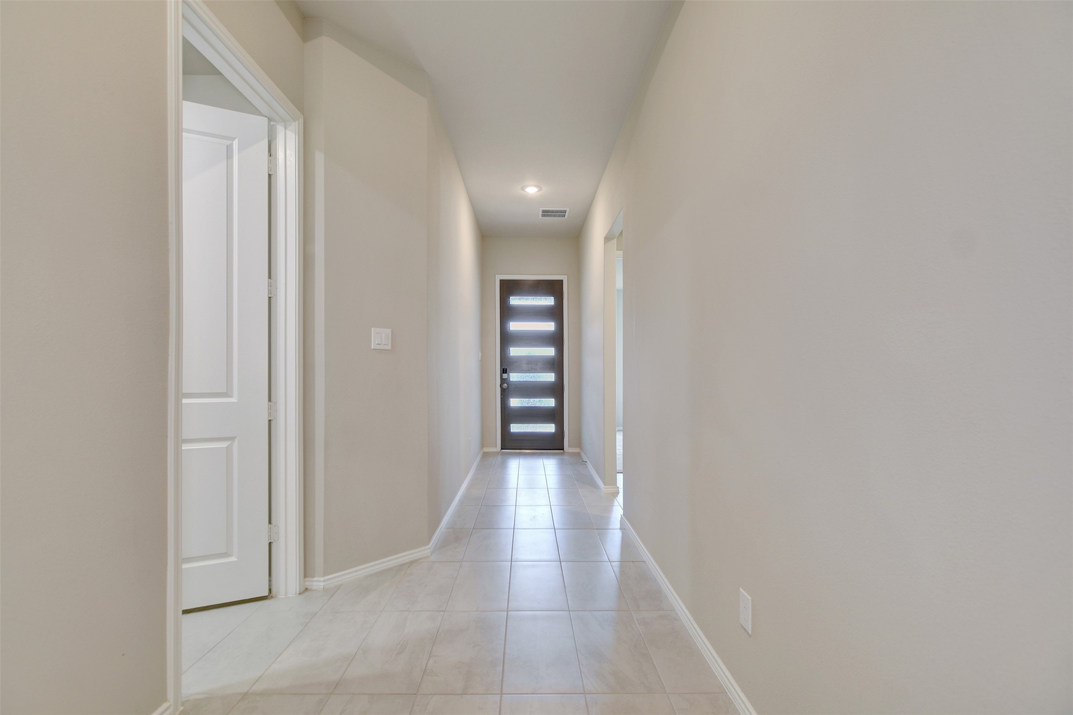 8346 Boundary Waters Drive Property Photo 6