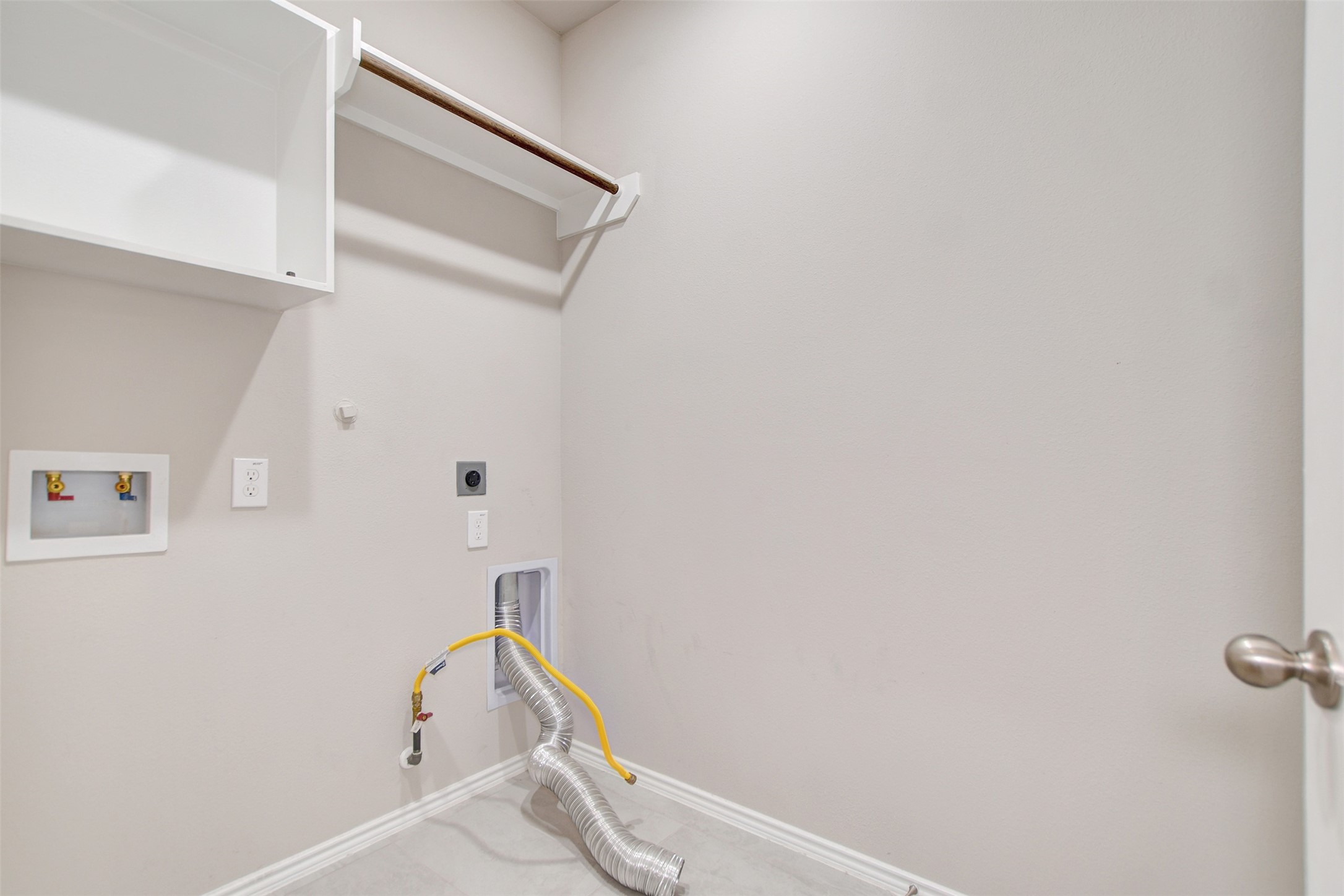 8346 Boundary Waters Drive Property Photo 40