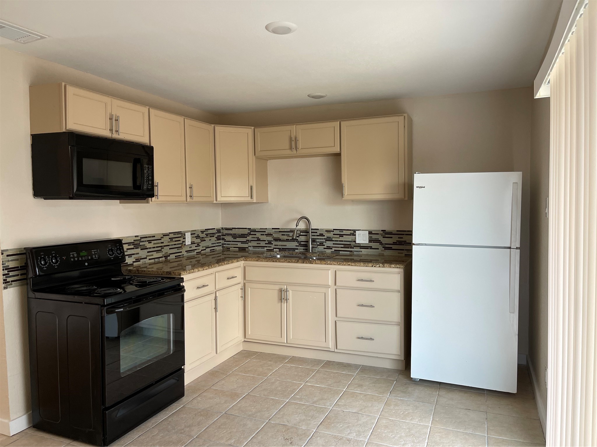 703 Barren Springs Drive C Property Photo 3