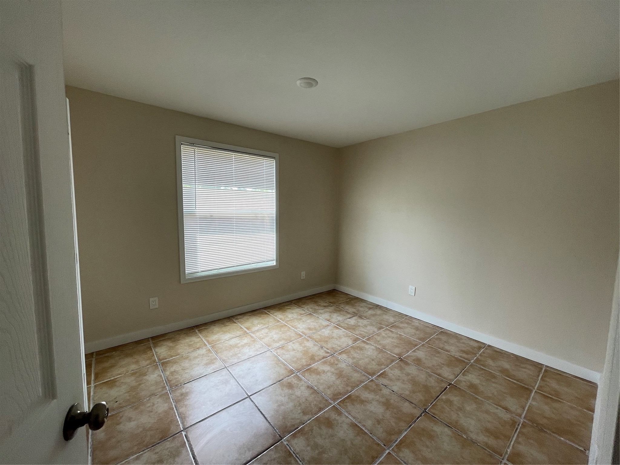 703 Barren Springs Drive C Property Photo 4