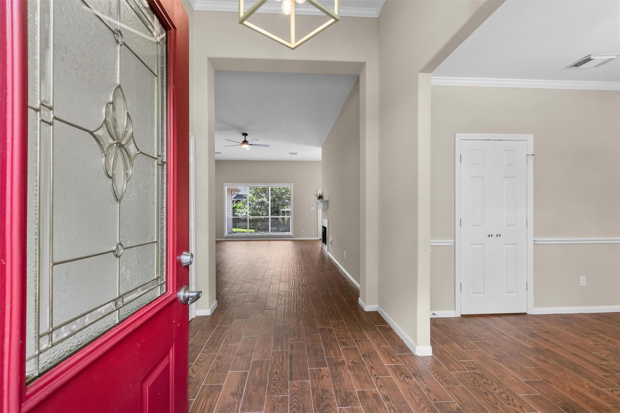 712 Forest Lane Drive, Conroe Tx 77302 Property Photo 5