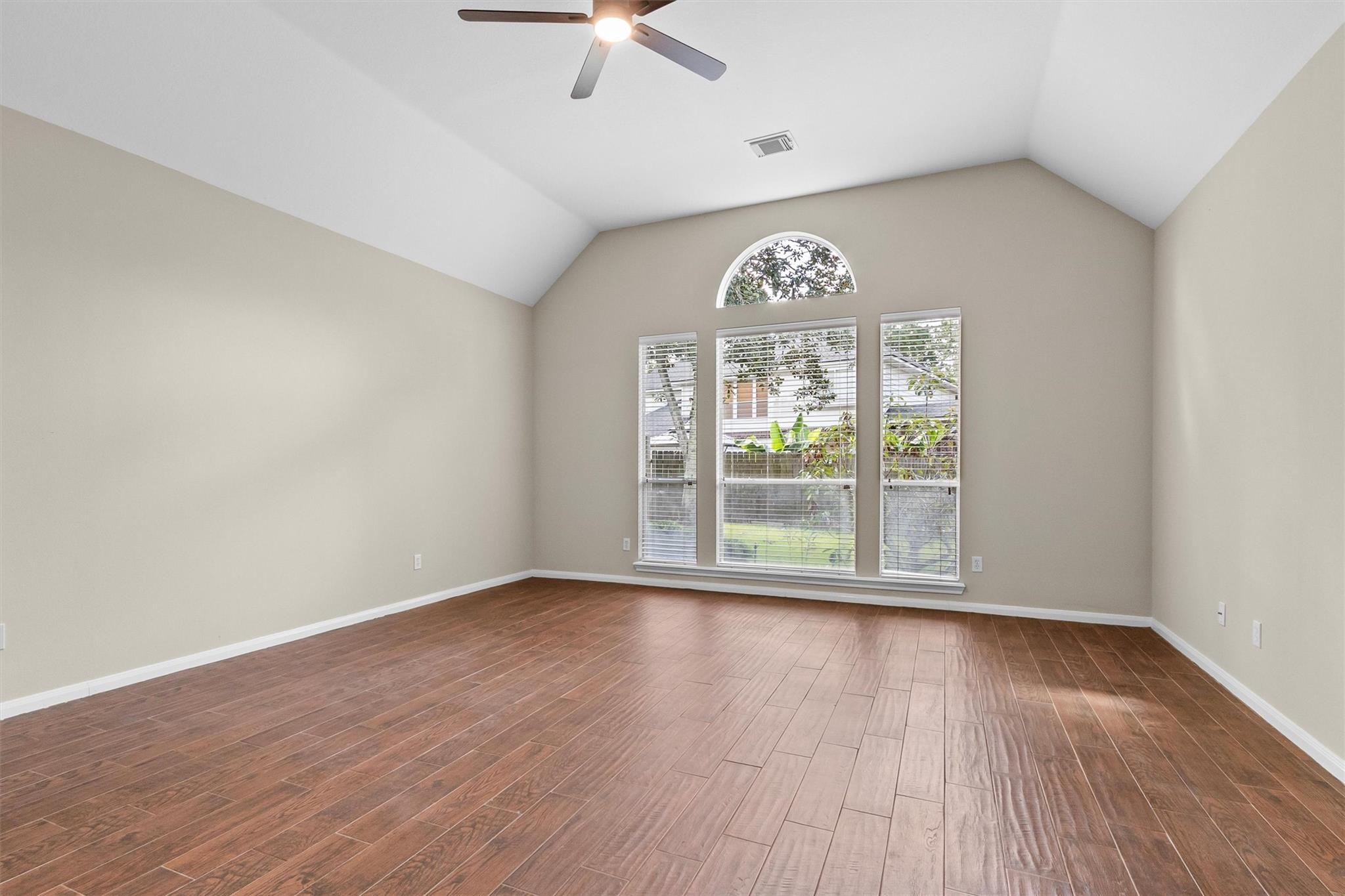 712 Forest Lane Drive Property Photo 19
