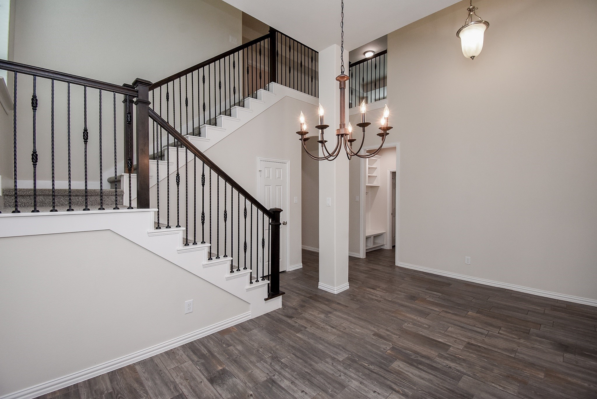 27231 Symphony Creek Lane Property Photo 7