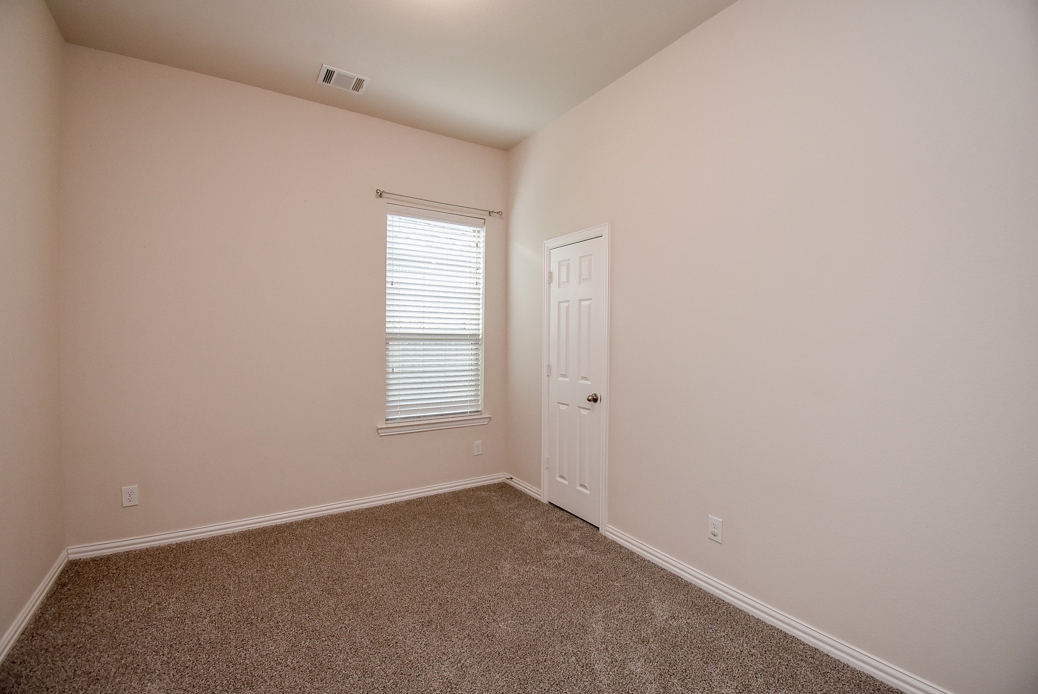 27231 Symphony Creek Lane Property Photo 19