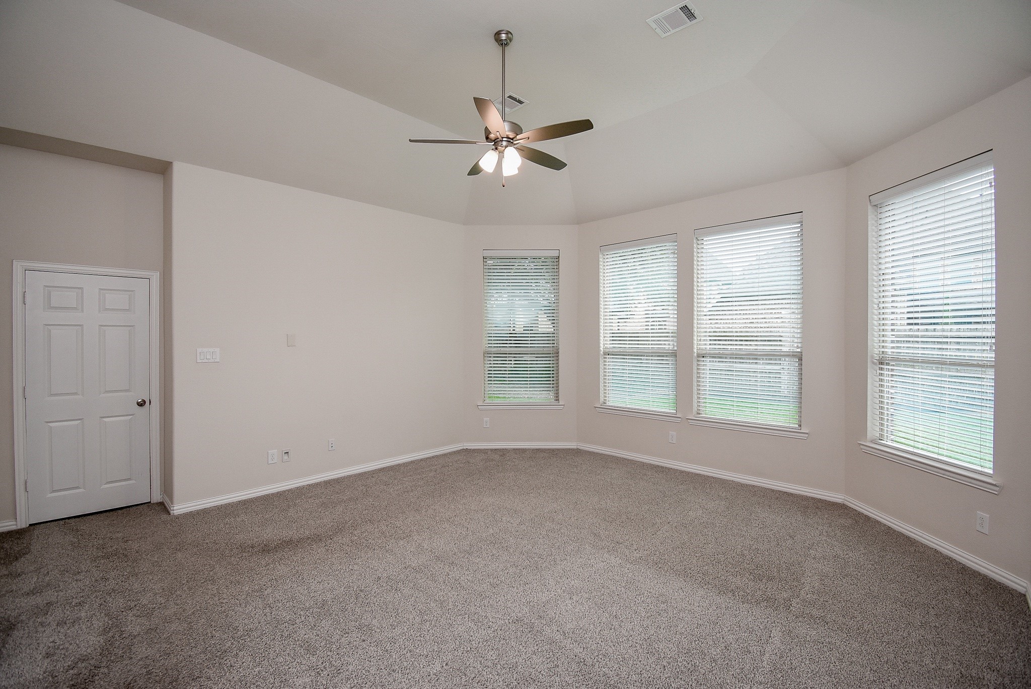 27231 Symphony Creek Lane Property Photo 21