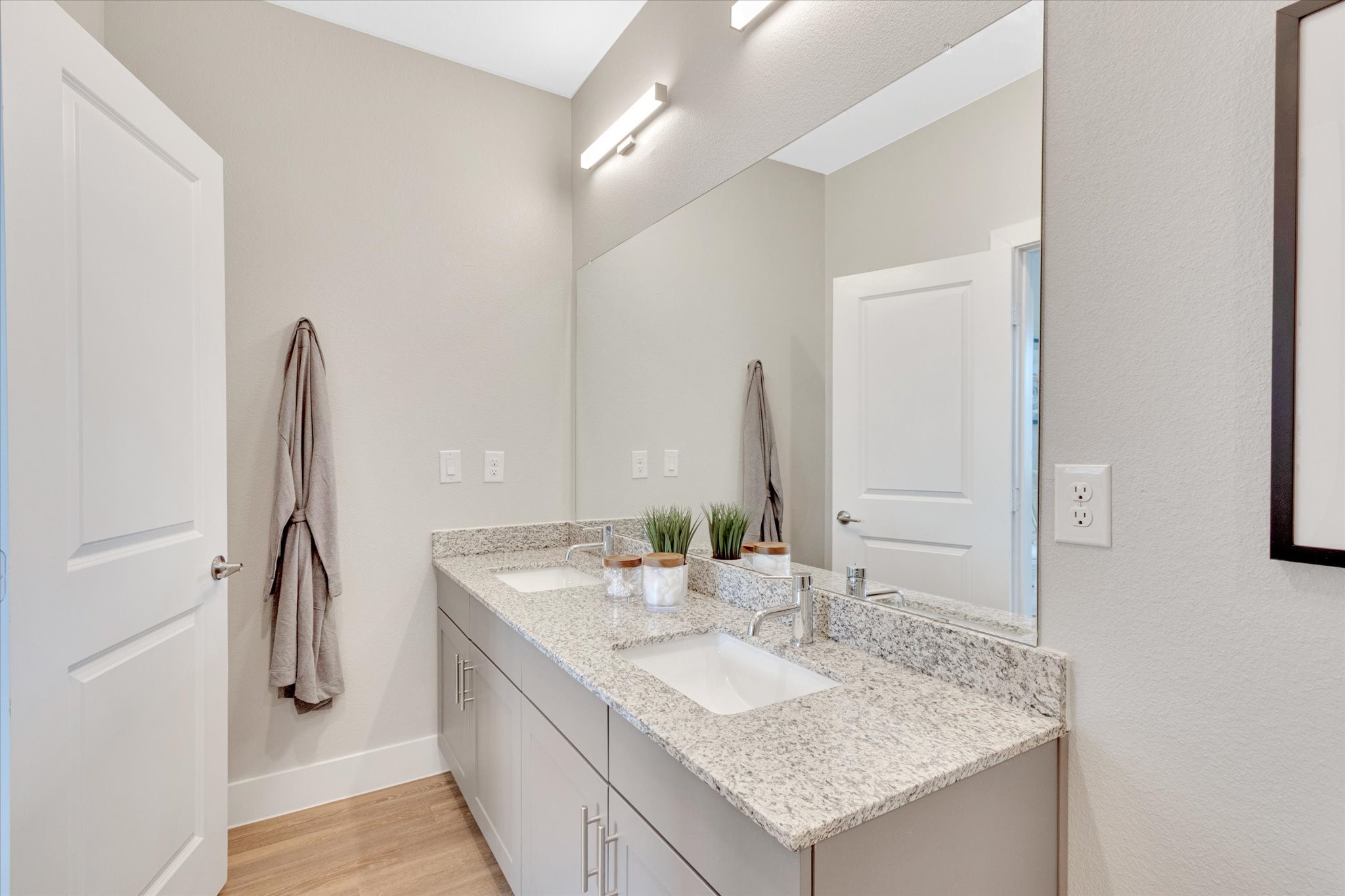 5900-80 Us 287 Property Photo 23