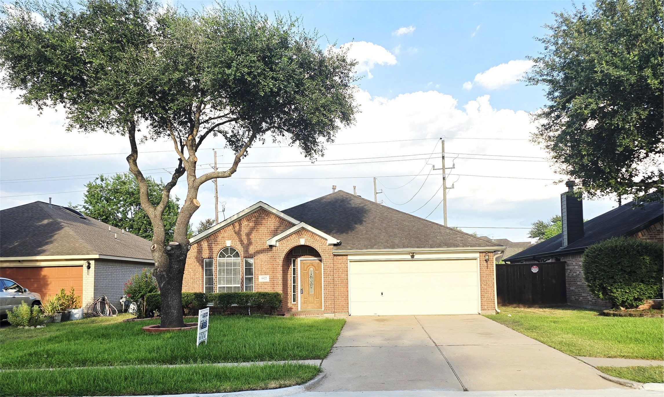 5922 Whitwell Drive Property Photo 3