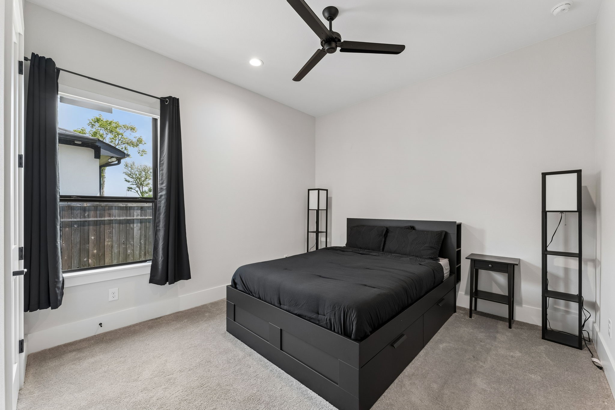 10110 Mariner Oaks Drive Property Photo 35