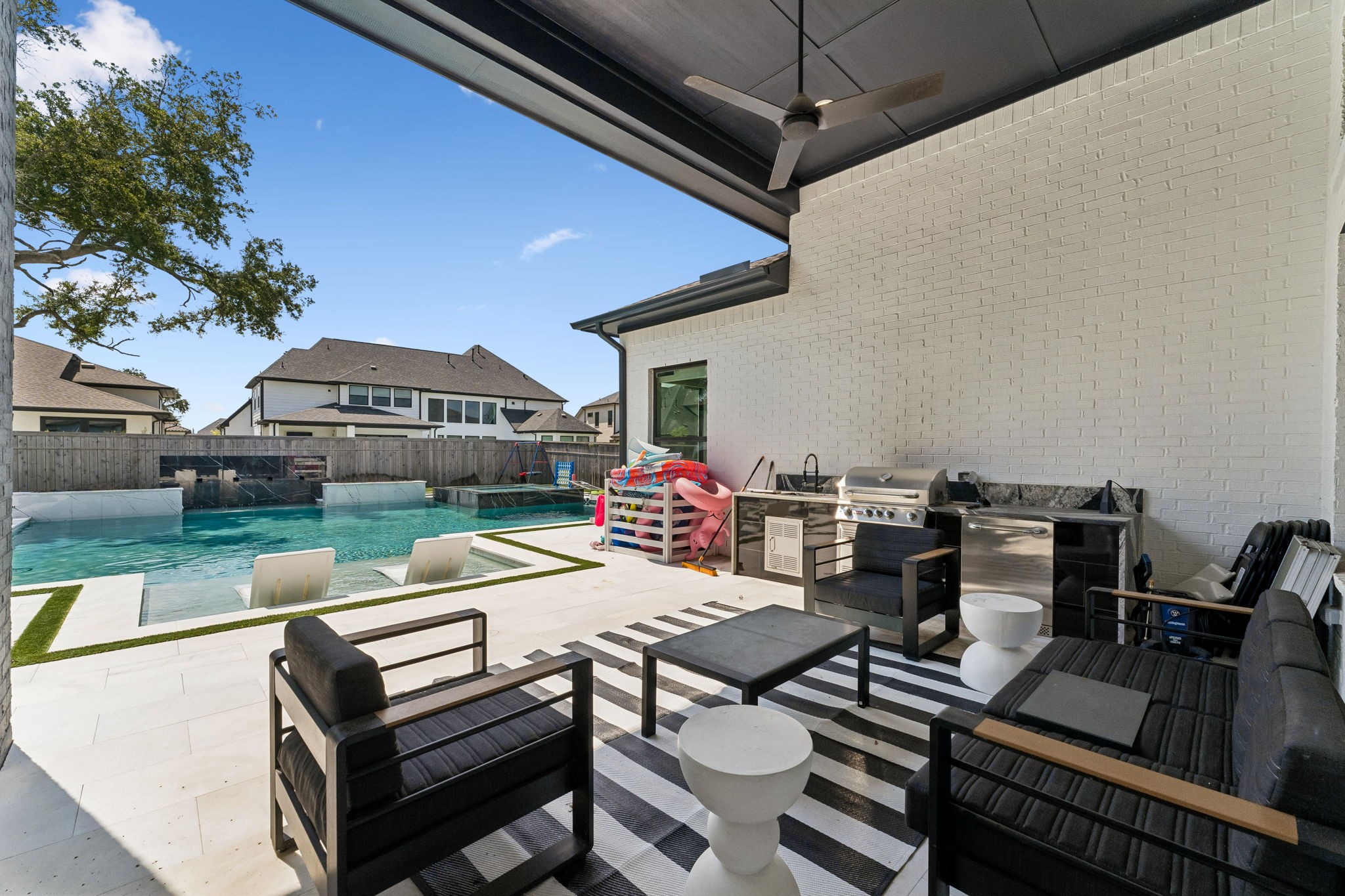 10110 Mariner Oaks Drive Property Photo 37