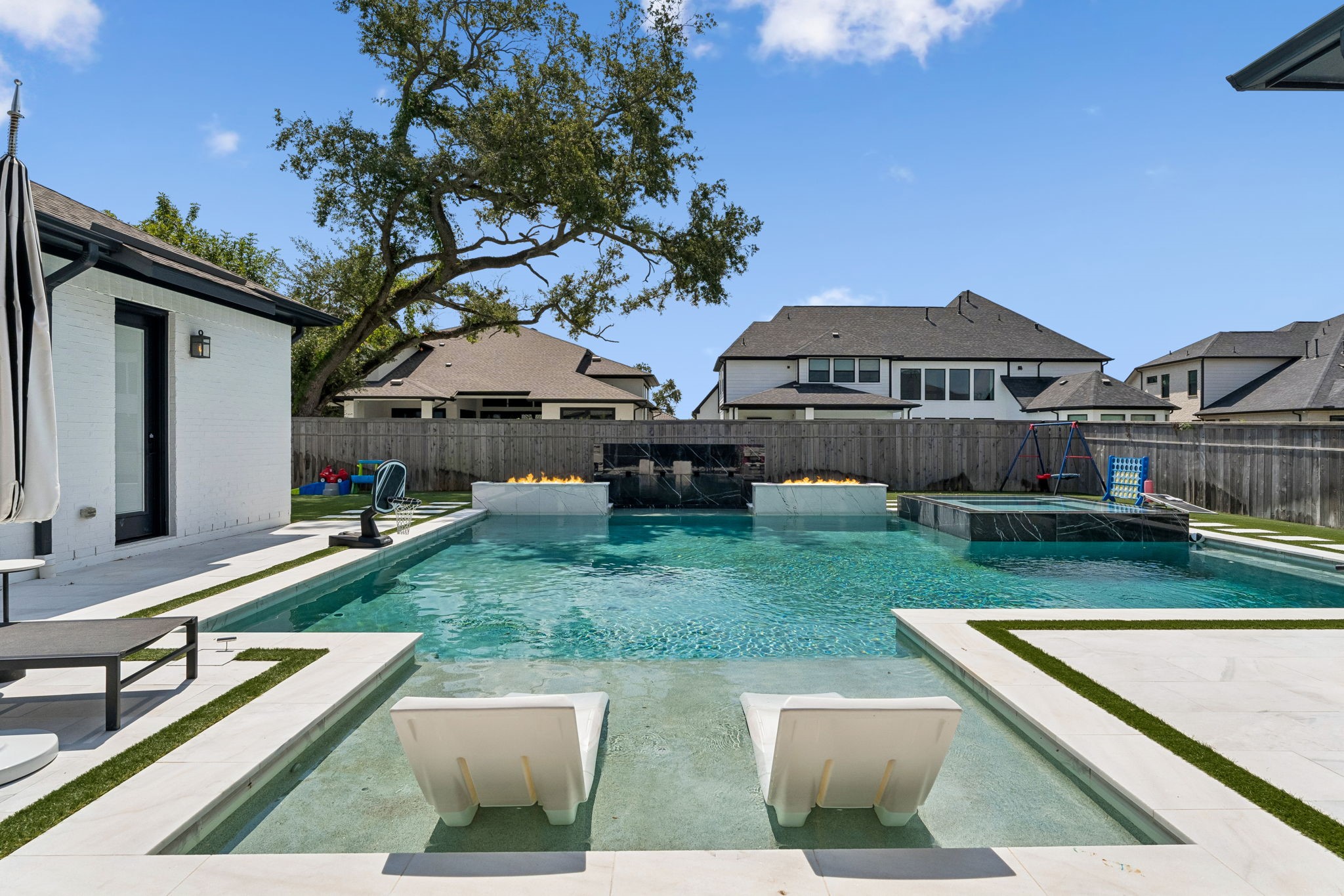 10110 Mariner Oaks Drive Property Photo 39