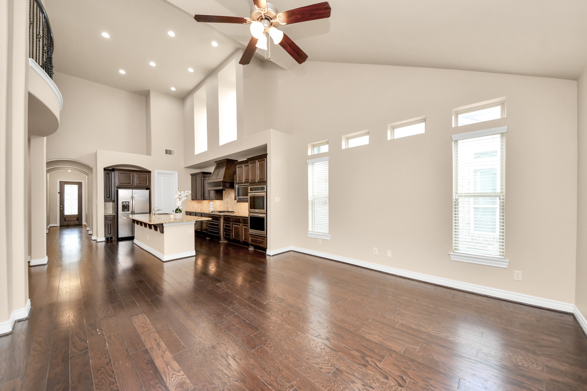 24219 Peralta Glen Lane Property Photo 16