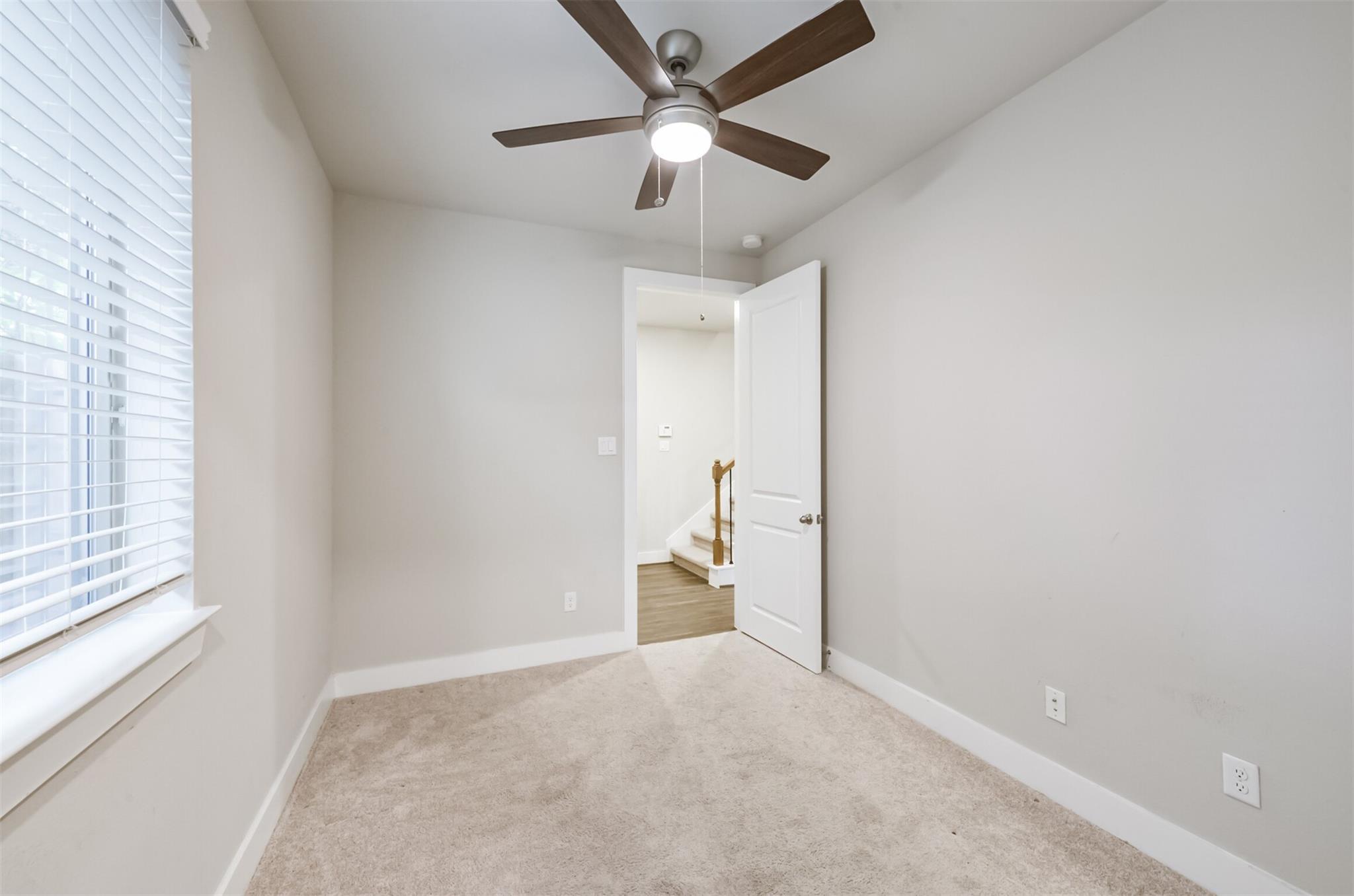 733 Janisch Road Property Photo 8