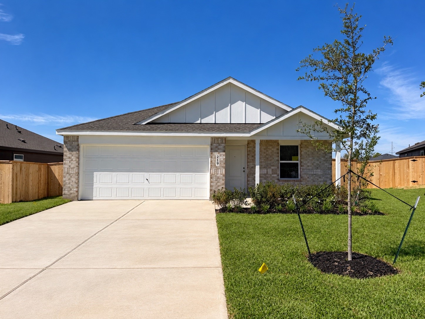 219 Cassius Blue Drive Property Photo 1