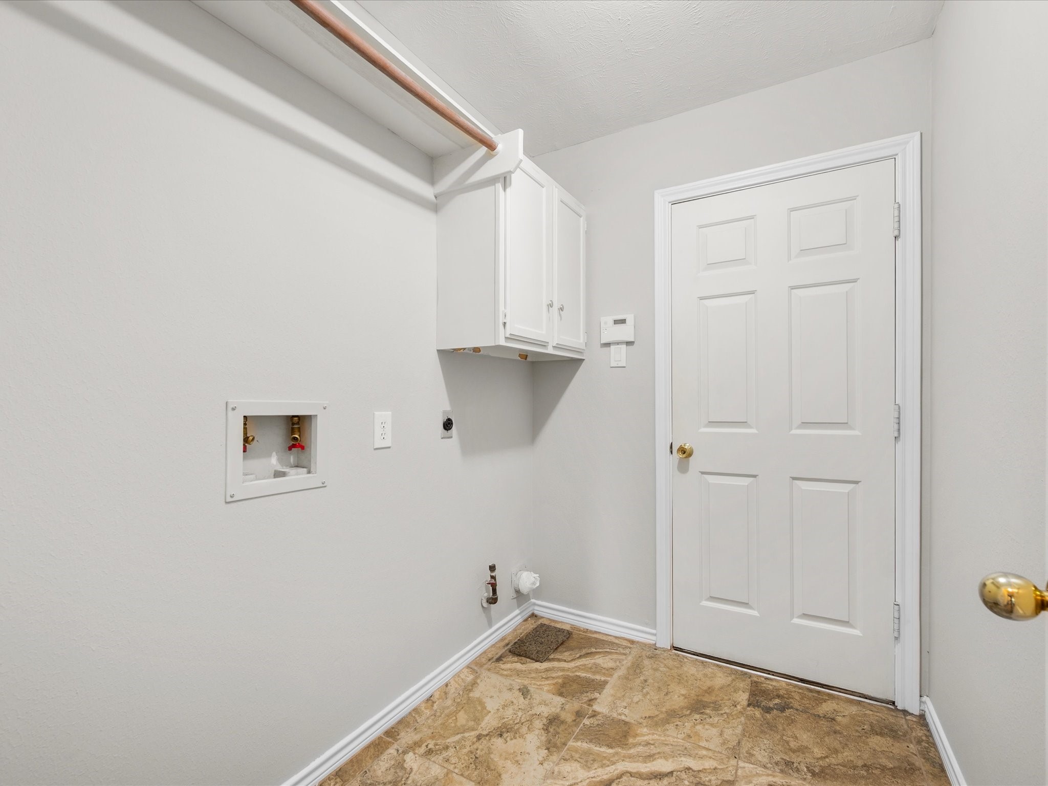 2707 Cheryl Court Property Photo 27
