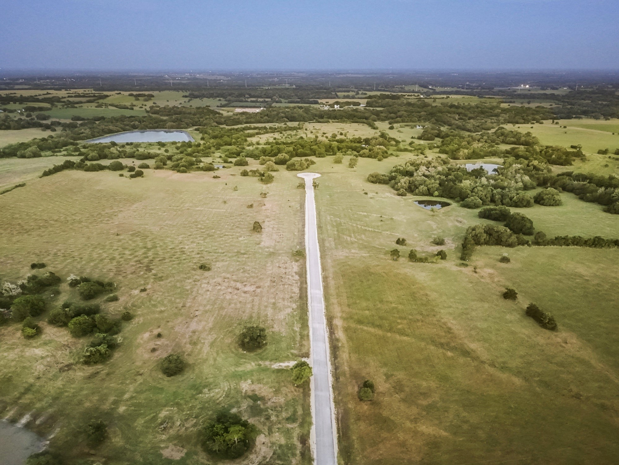 16 Round Top Farms Drive Property Photo 5