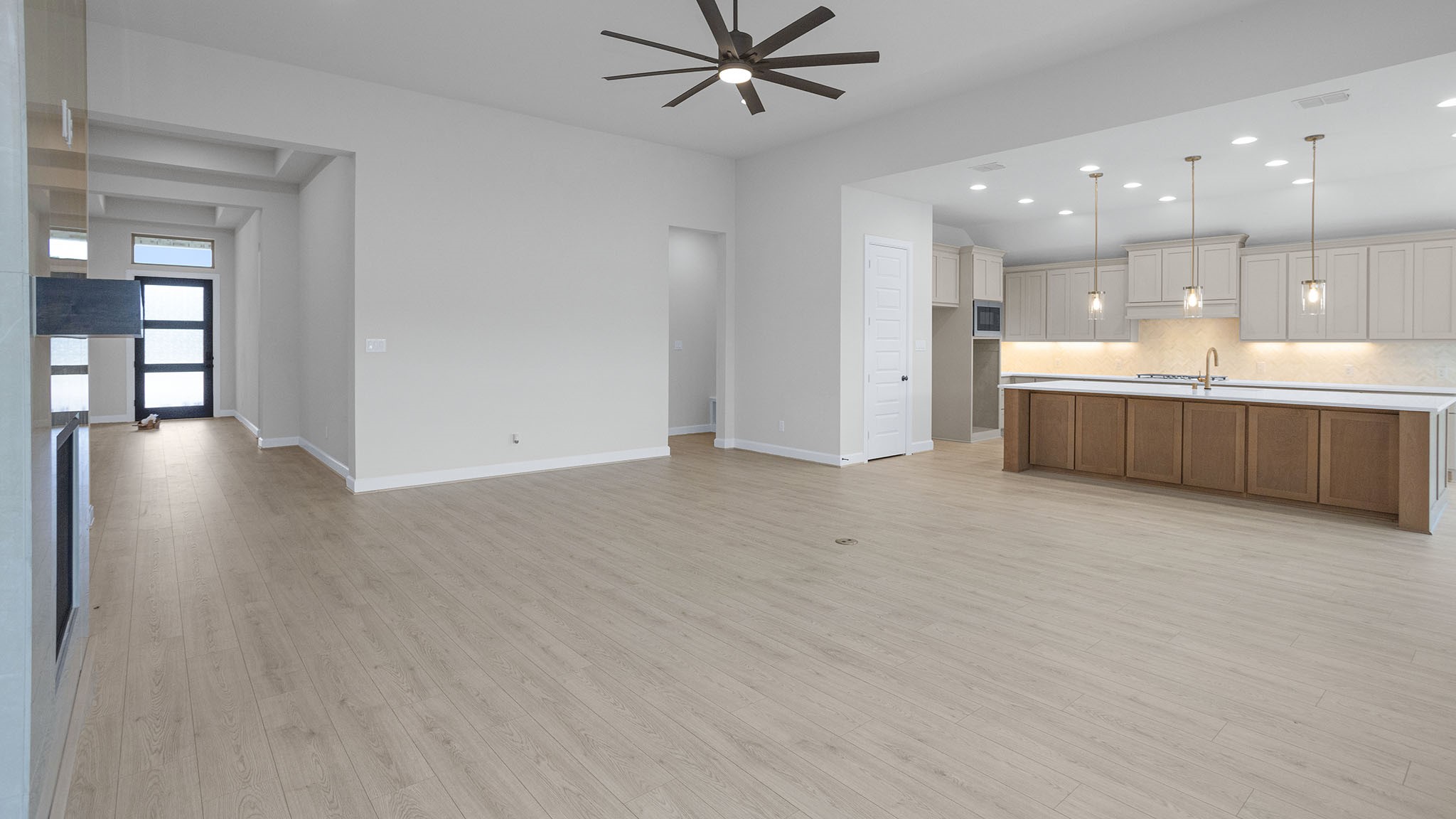 39235 Water Rail Court Property Photo 9