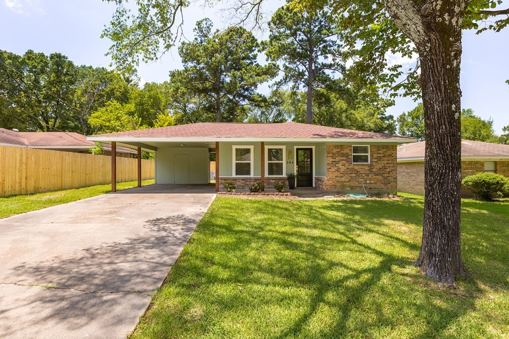 104 Oklahoma Street Property Photo 2