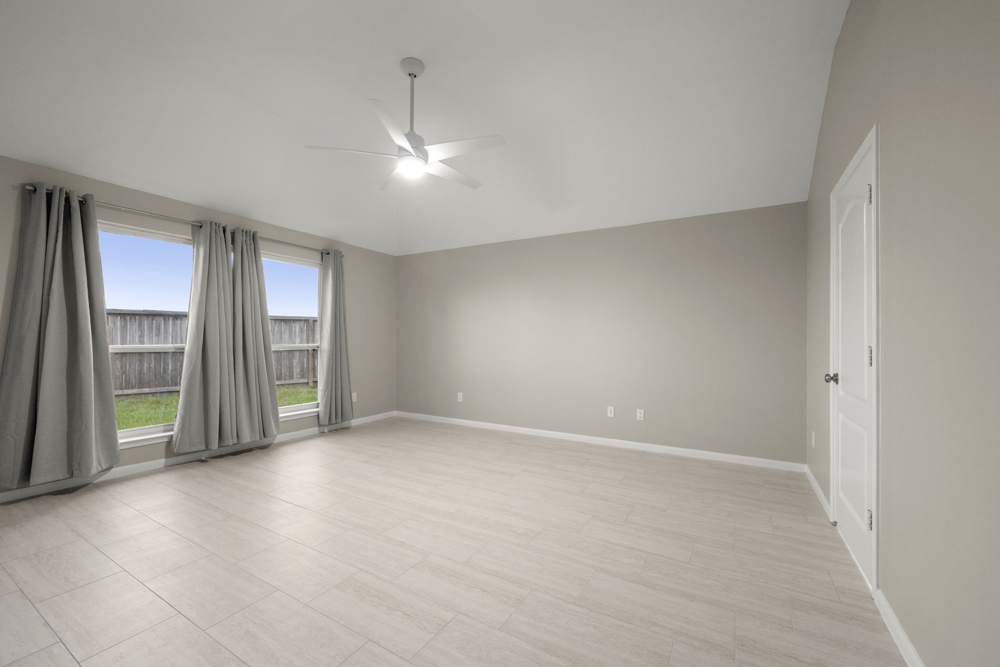 11742 Pinos Altos Drive Property Photo 19