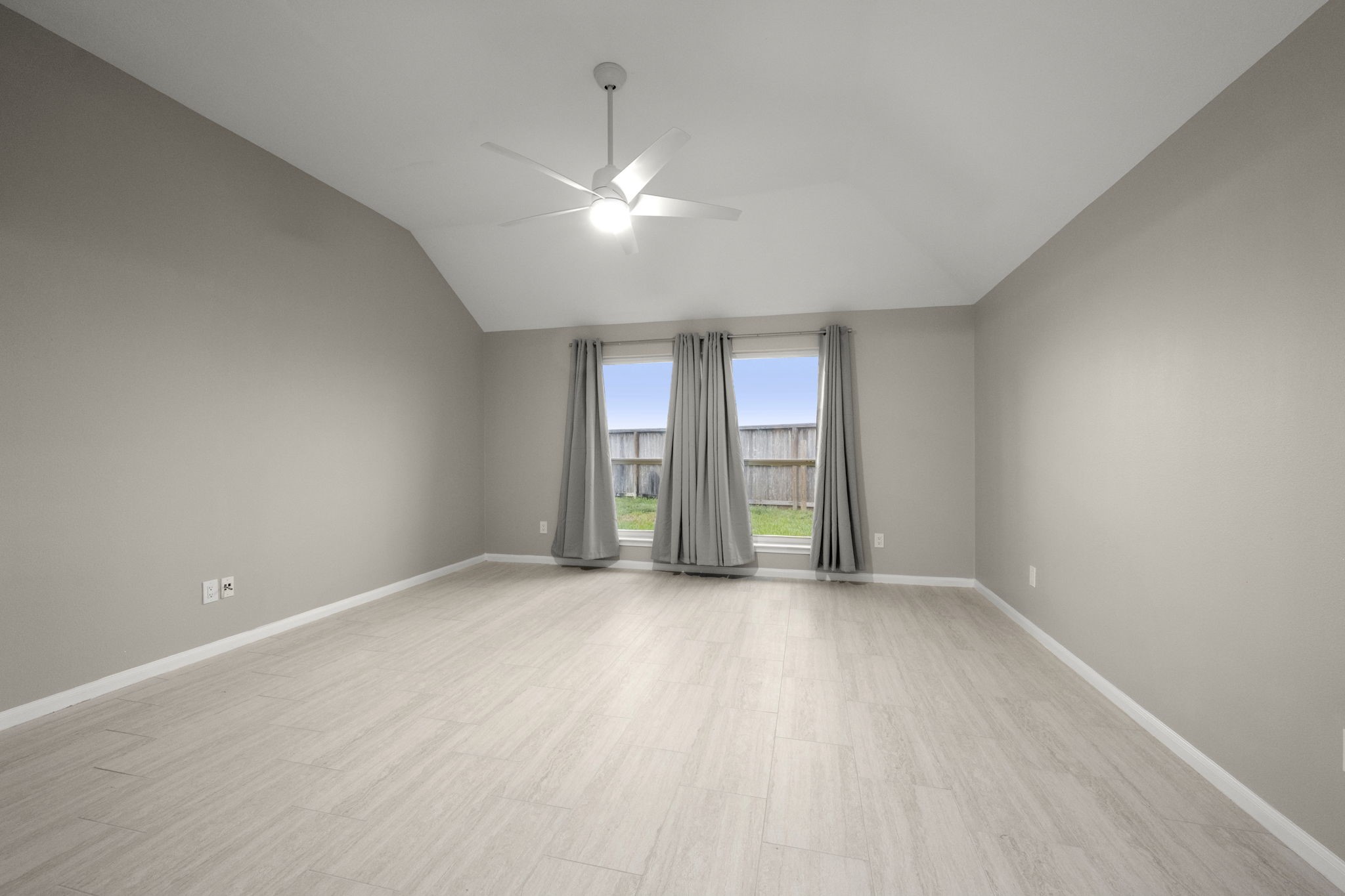 11742 Pinos Altos Drive Property Photo 20