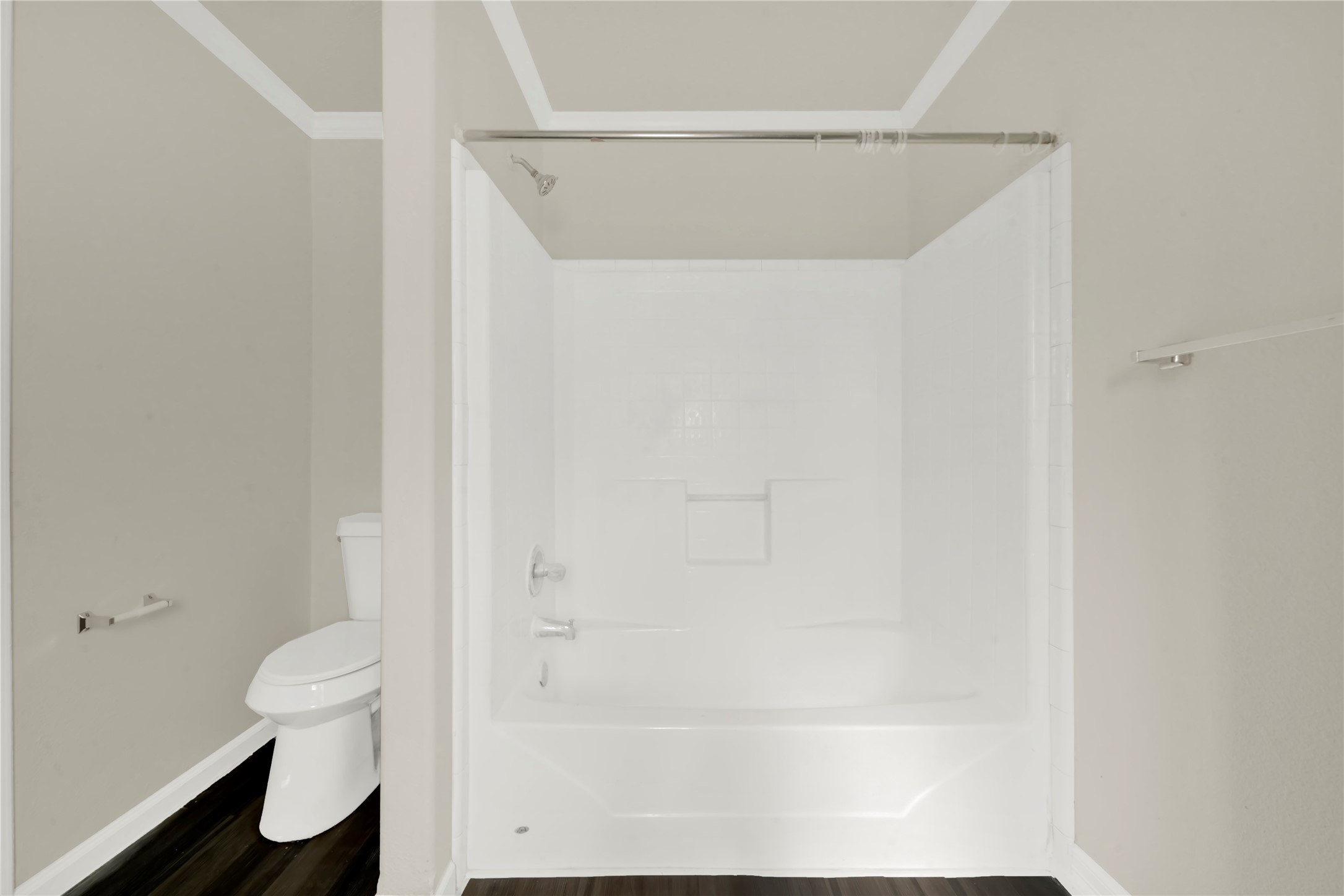 6819 Crestmont St A Property Photo 17
