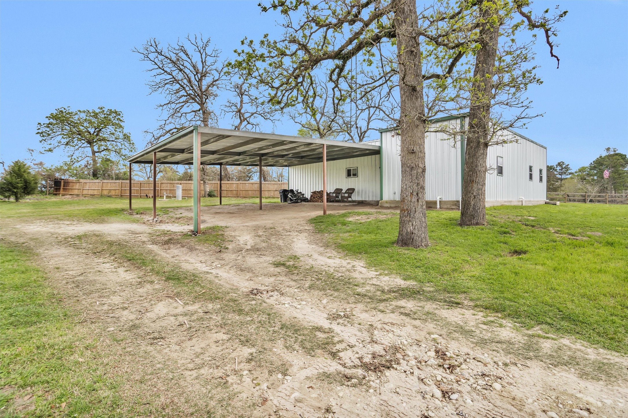 6452 Oakhill Lane Property Photo 22