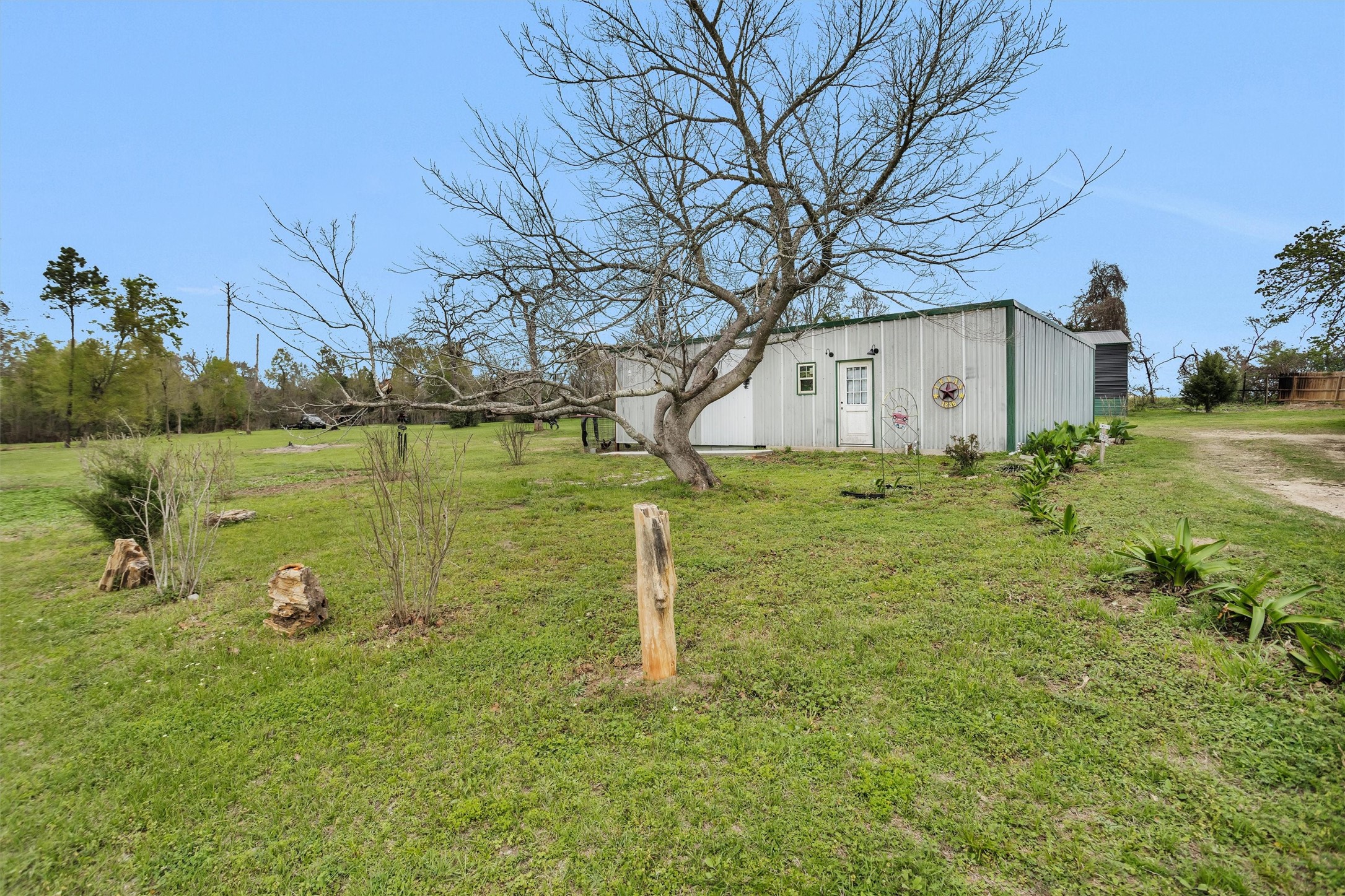 6452 Oakhill Lane Property Photo 44