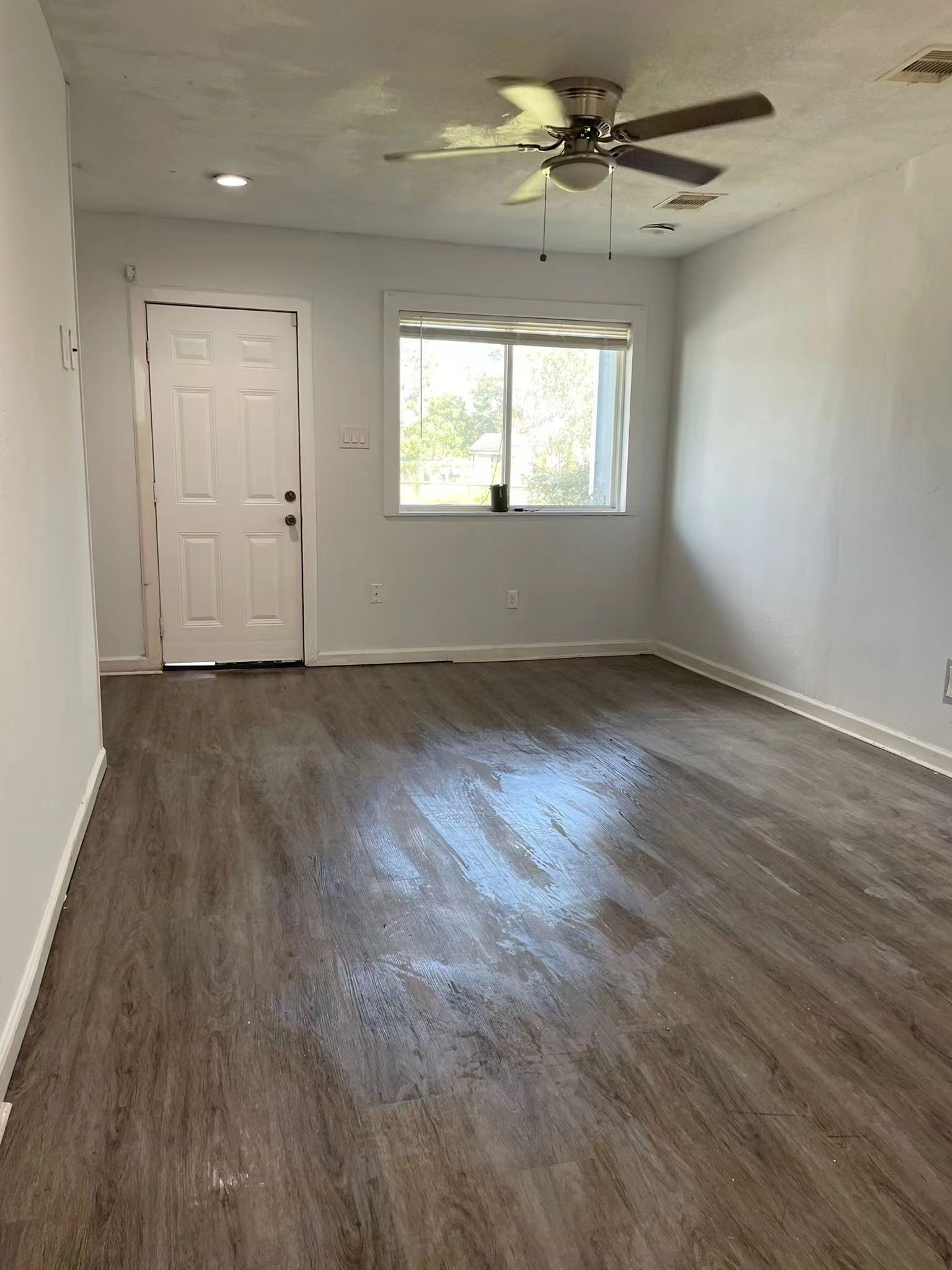 7814 Richland Drive Property Photo 3