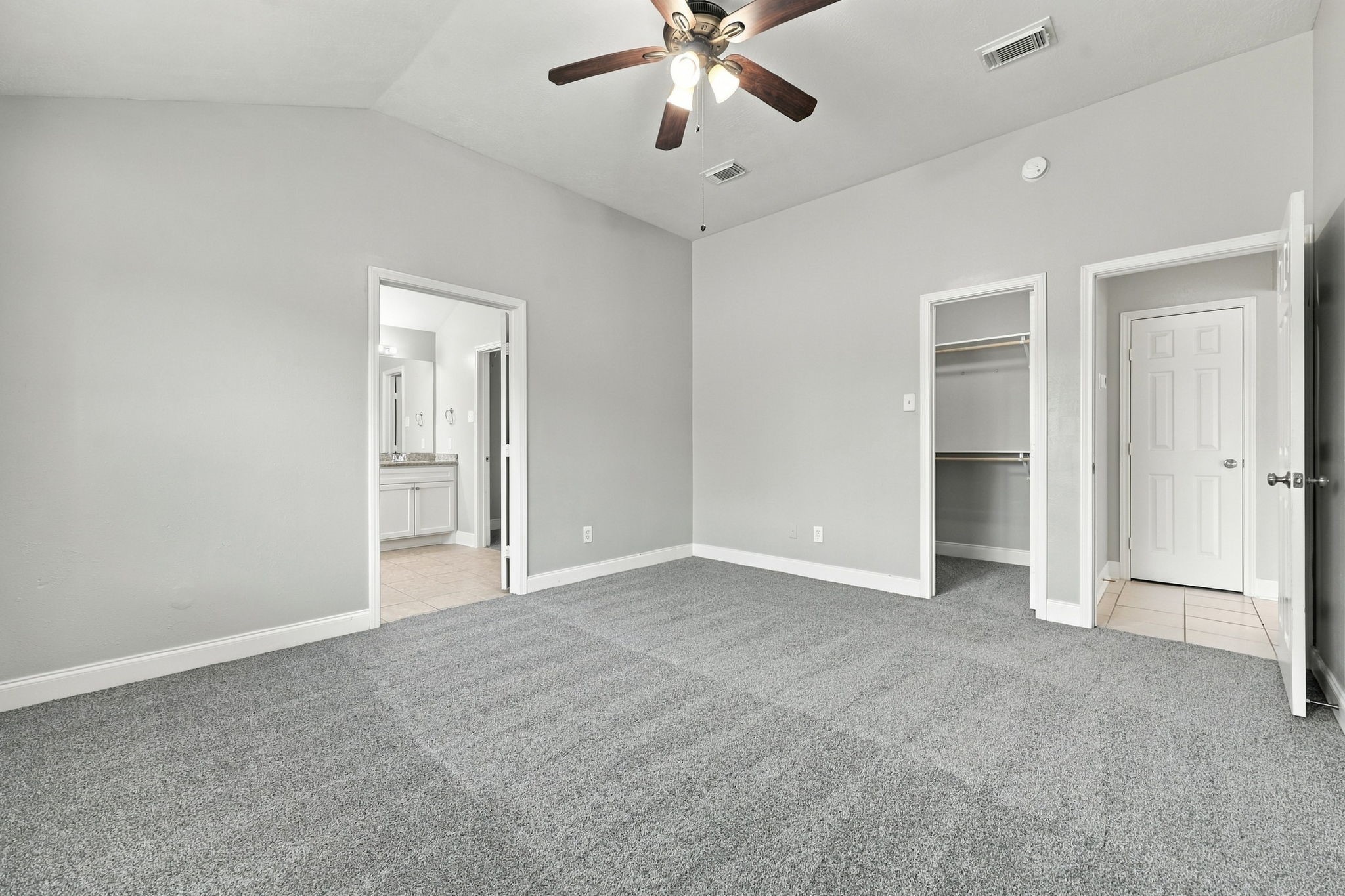 20314 Pomegranate Lane Property Photo 5