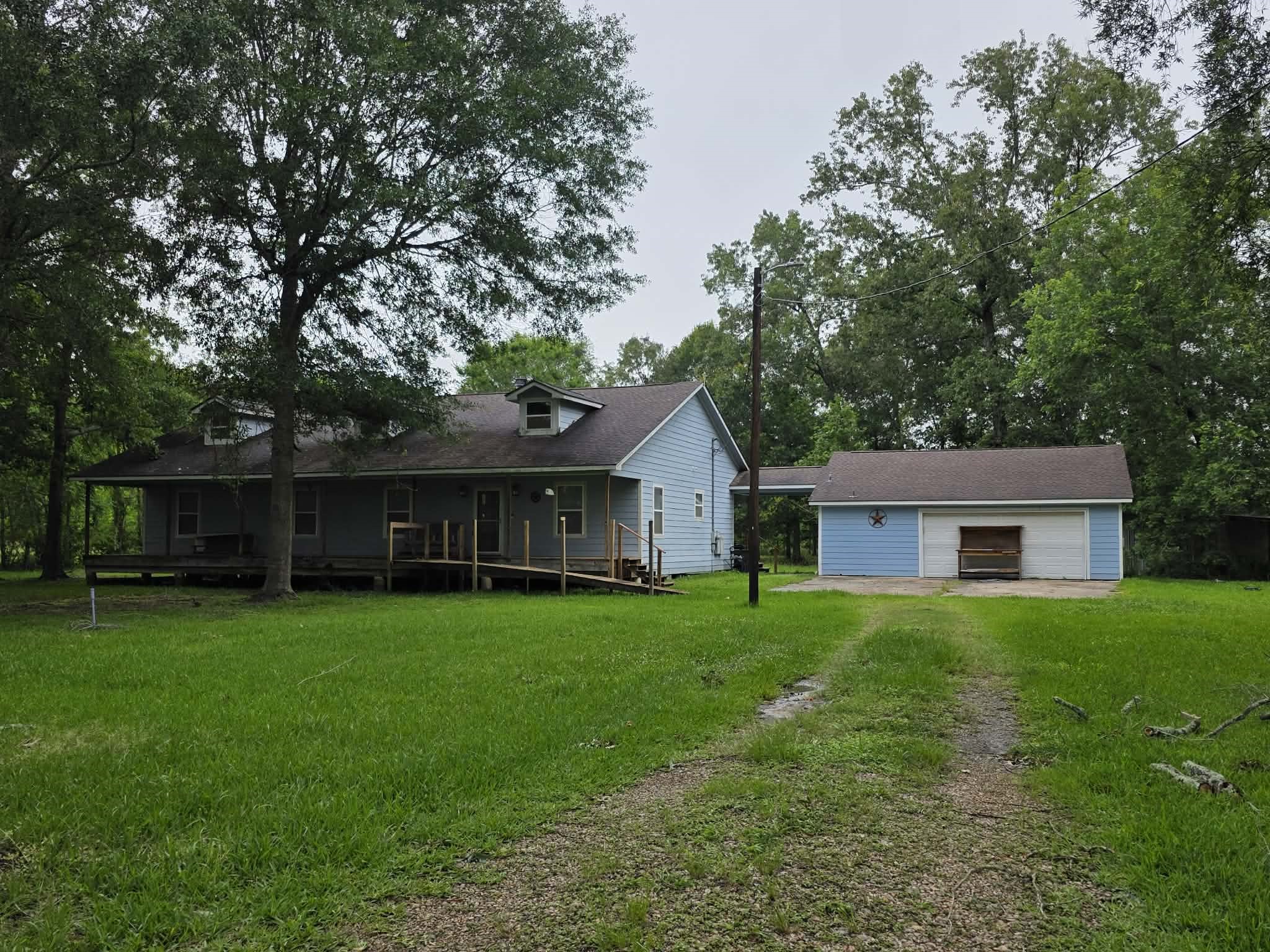 1187 County Road 6479 Property Photo 1