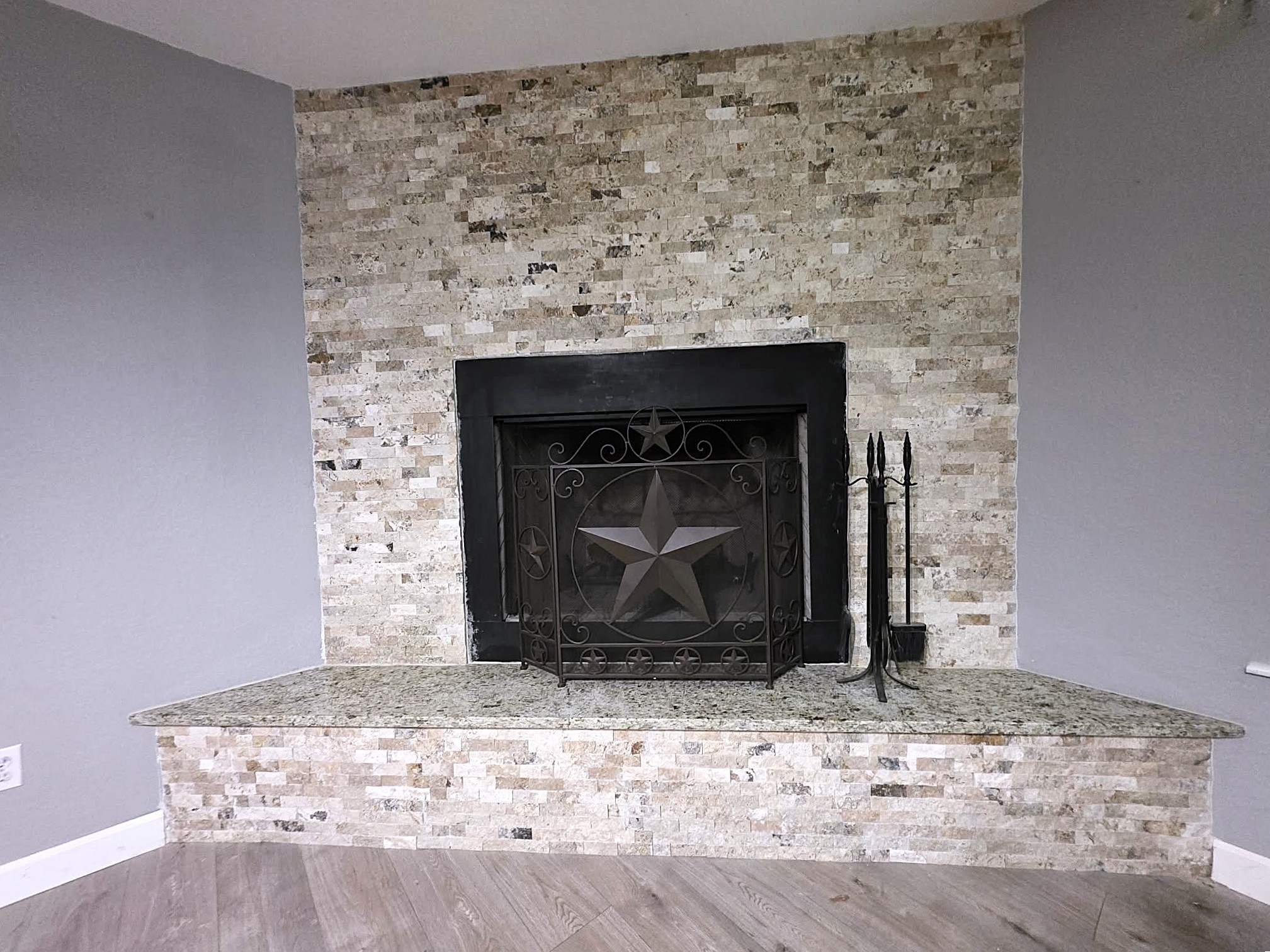 1187 County Road 6479 Property Photo 8