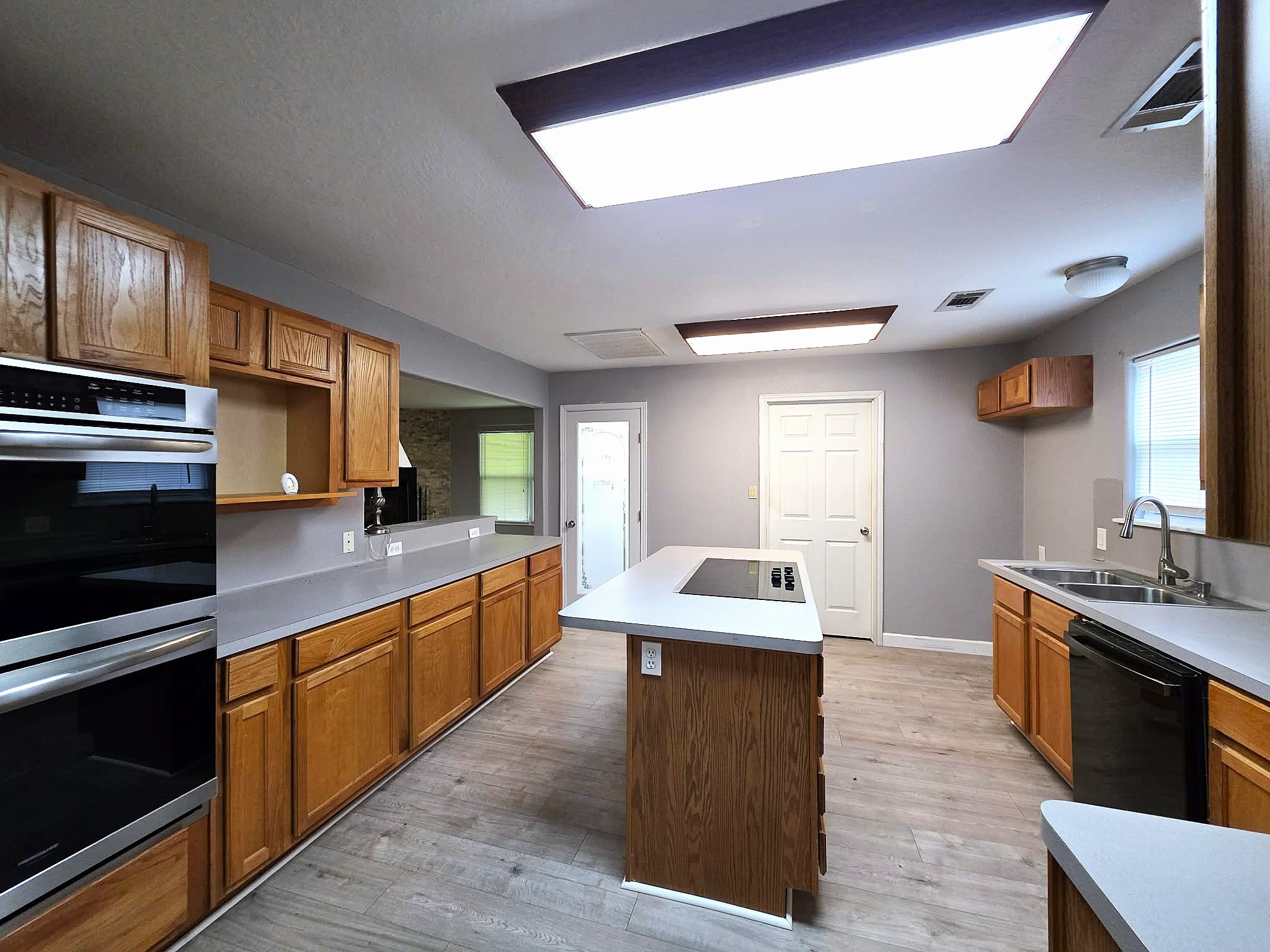1187 County Road 6479 Property Photo 10